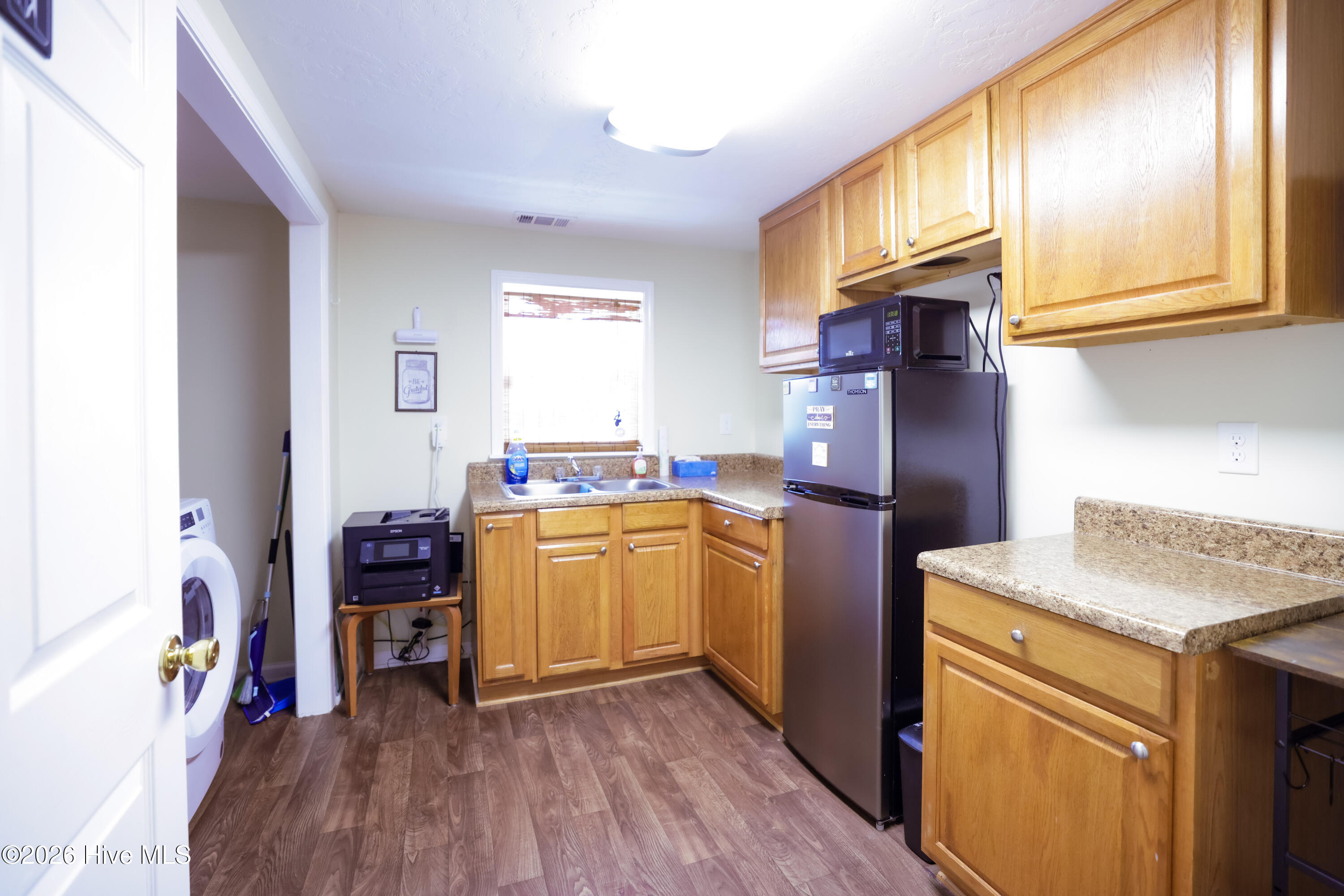 2010 Olive Road Property Photo 10