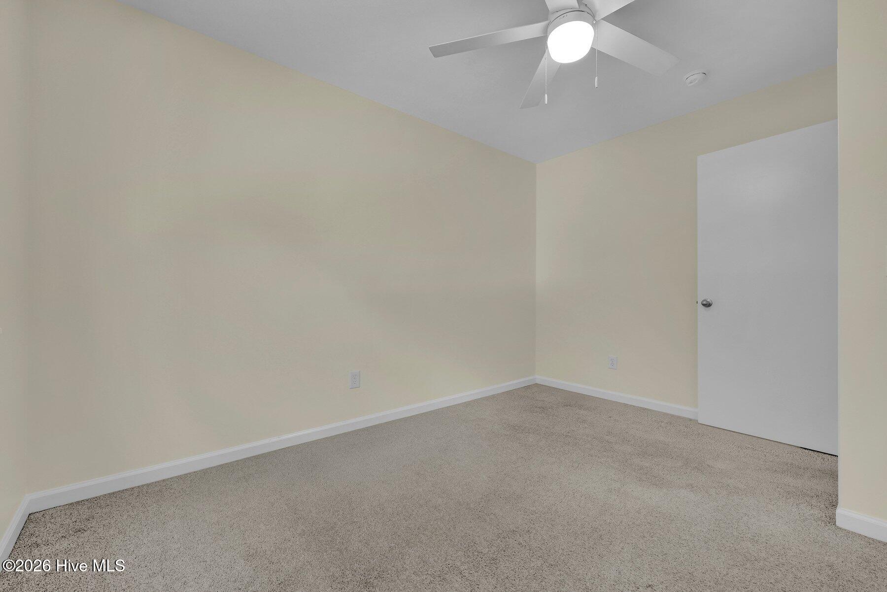 5221 Largo Court 201d Property Photo 15