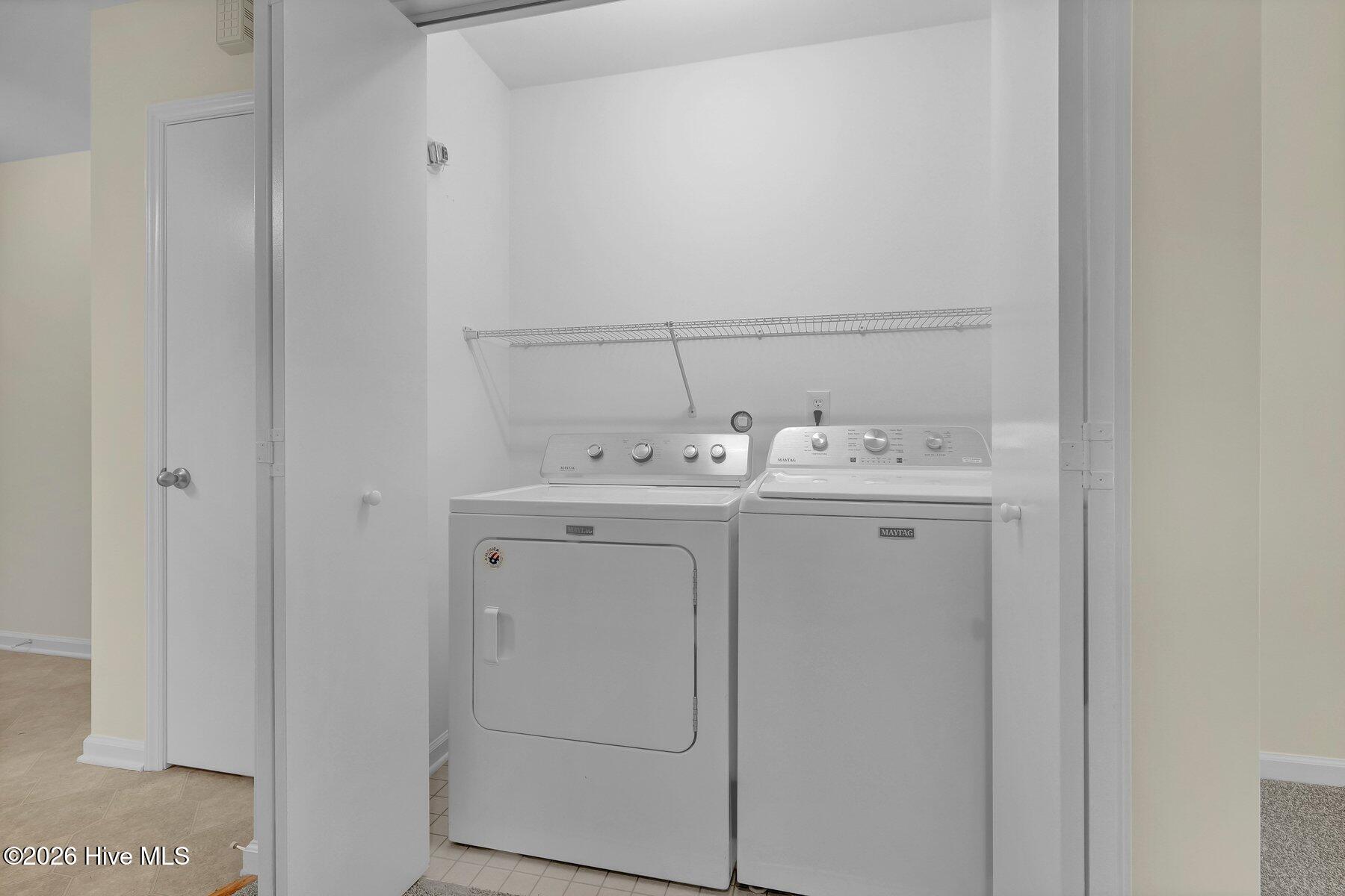 5221 Largo Court 201d Property Photo 17