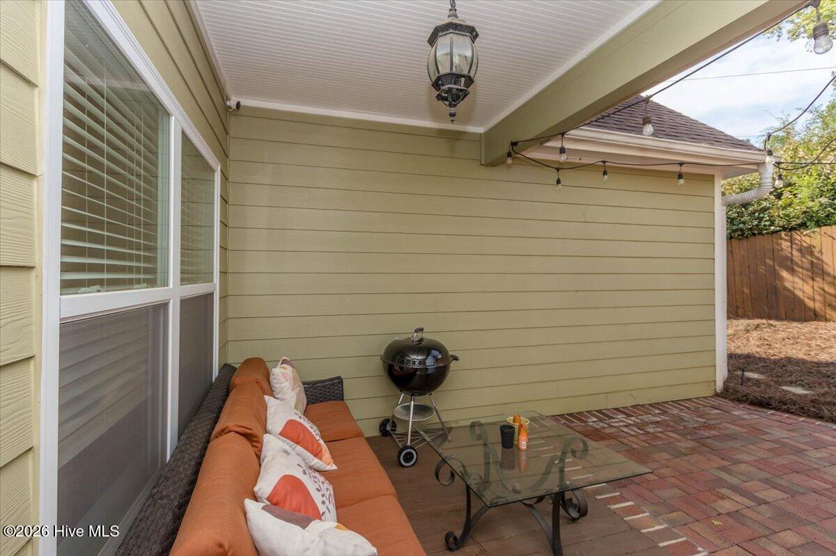 2606 Sherborne Court Property Photo 32