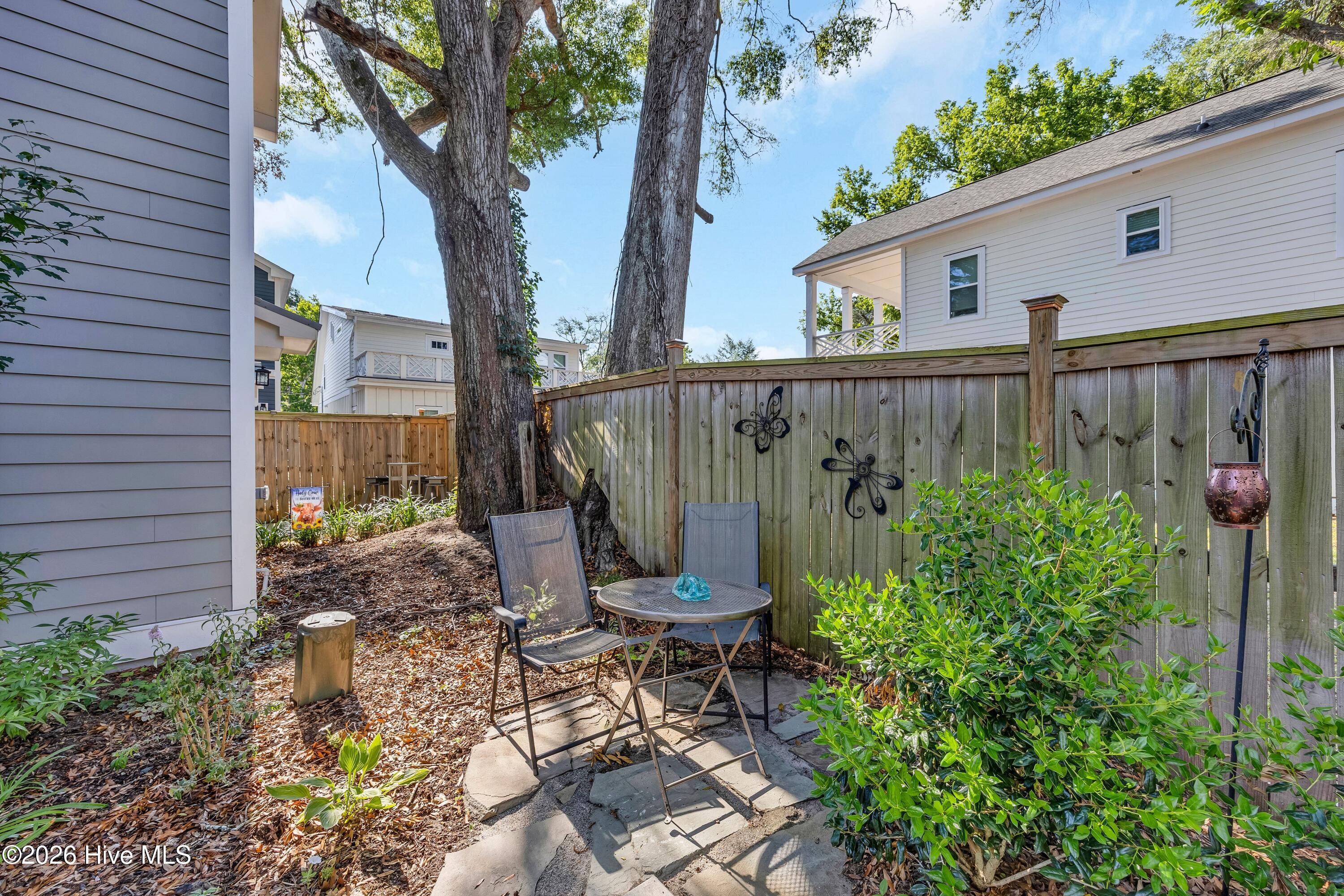 512 Nun Street Property Photo 49