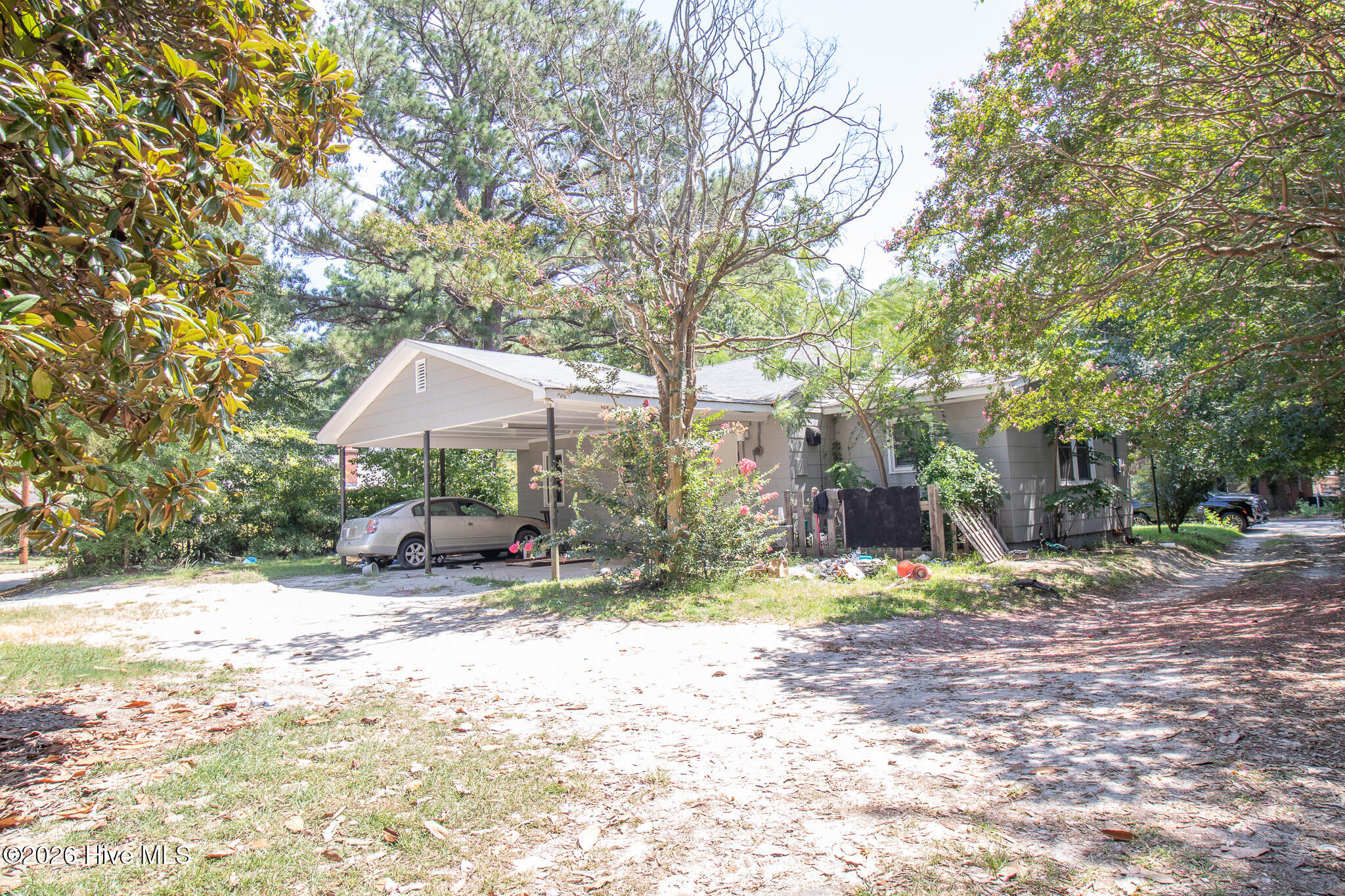 1200 Russell Street Property Photo 14