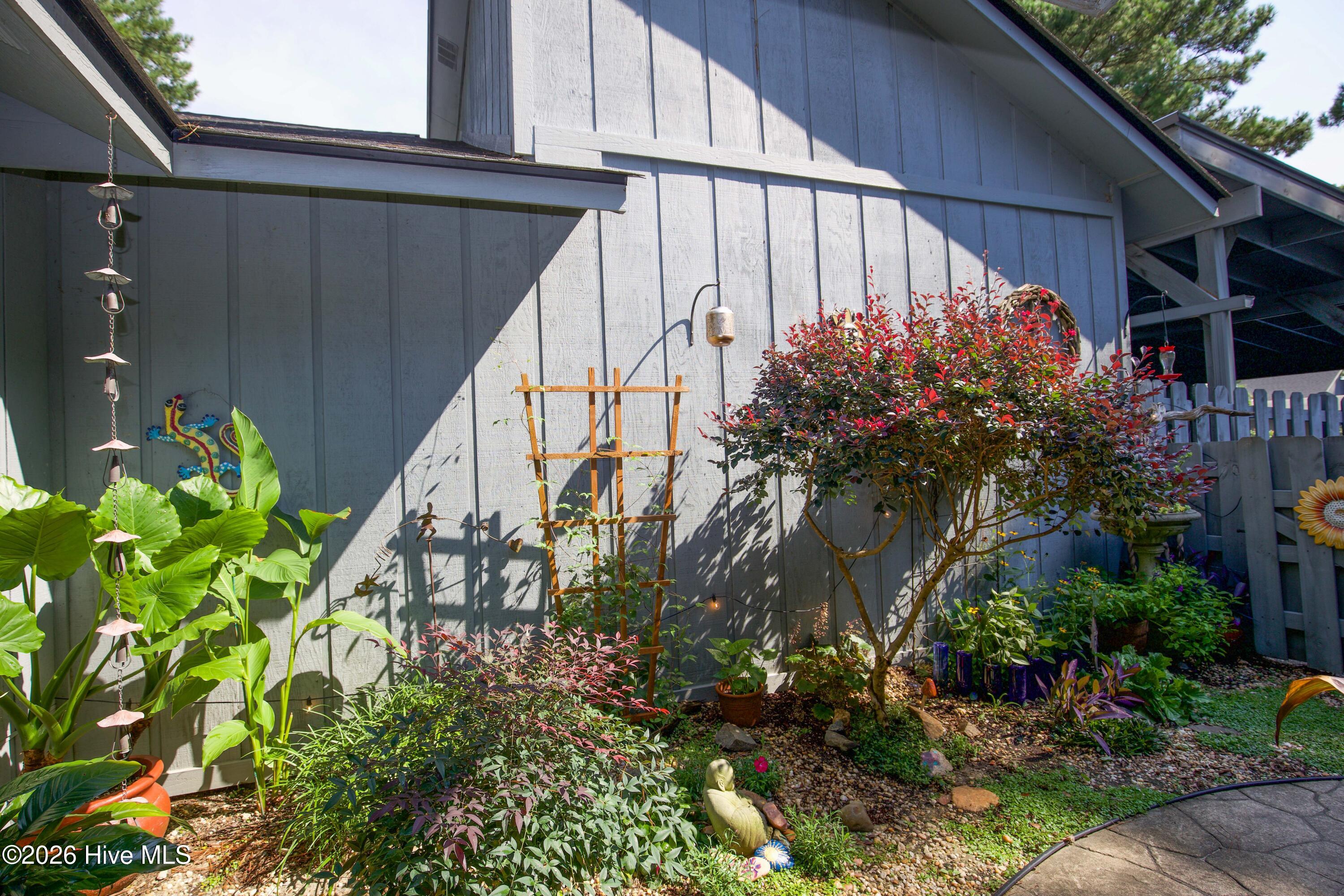 171 Cranes Cove Property Photo 4