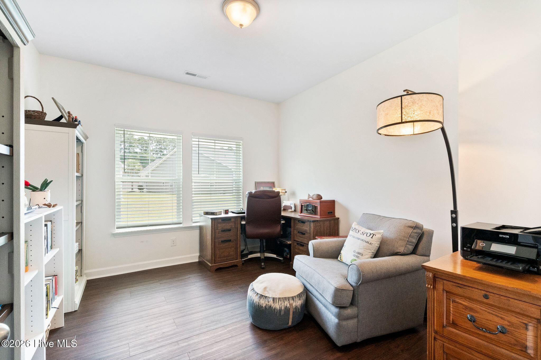 707 E Chatman Drive Nw Property Photo 11