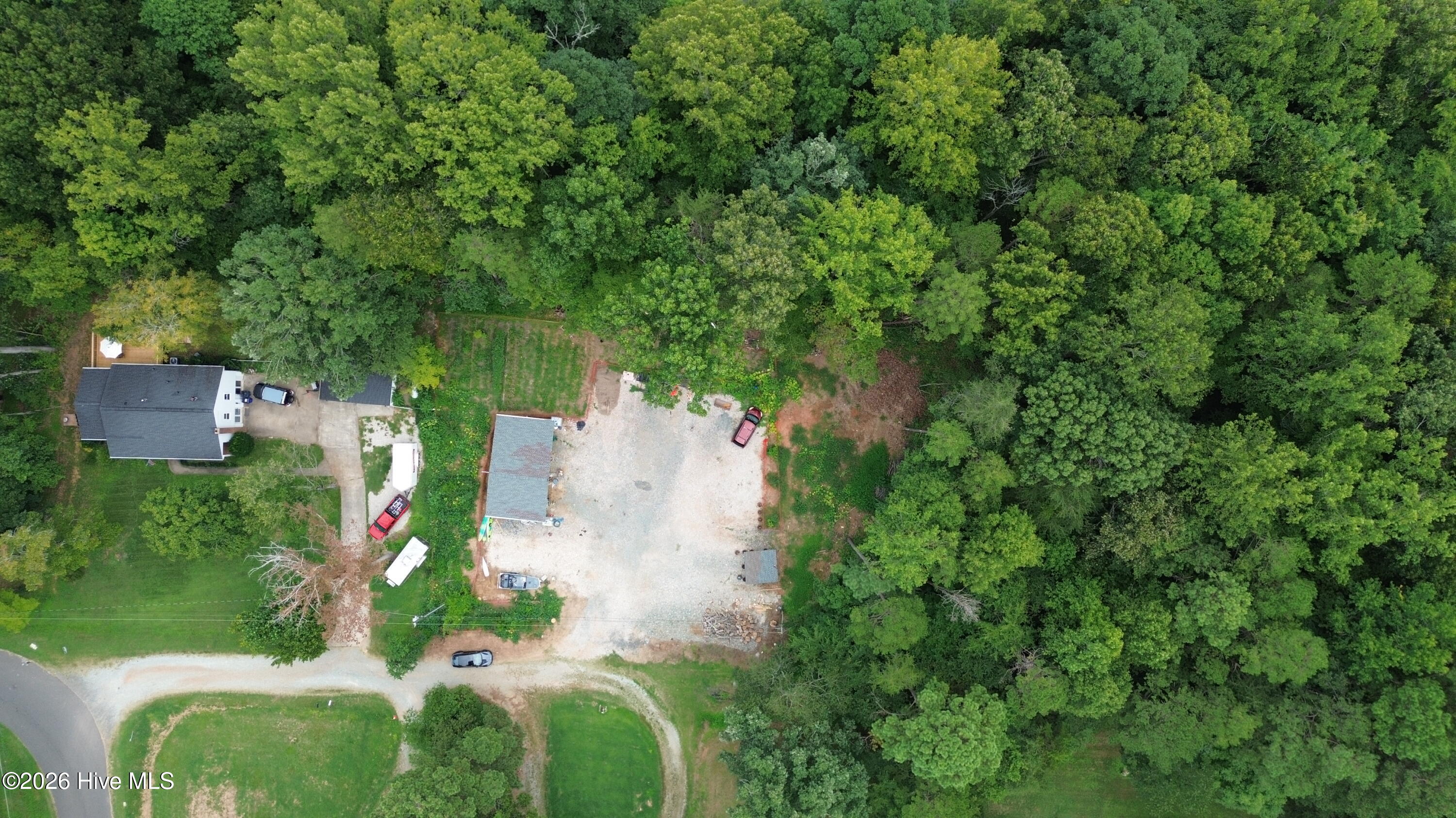 311 Greentree Drive Property Photo 4