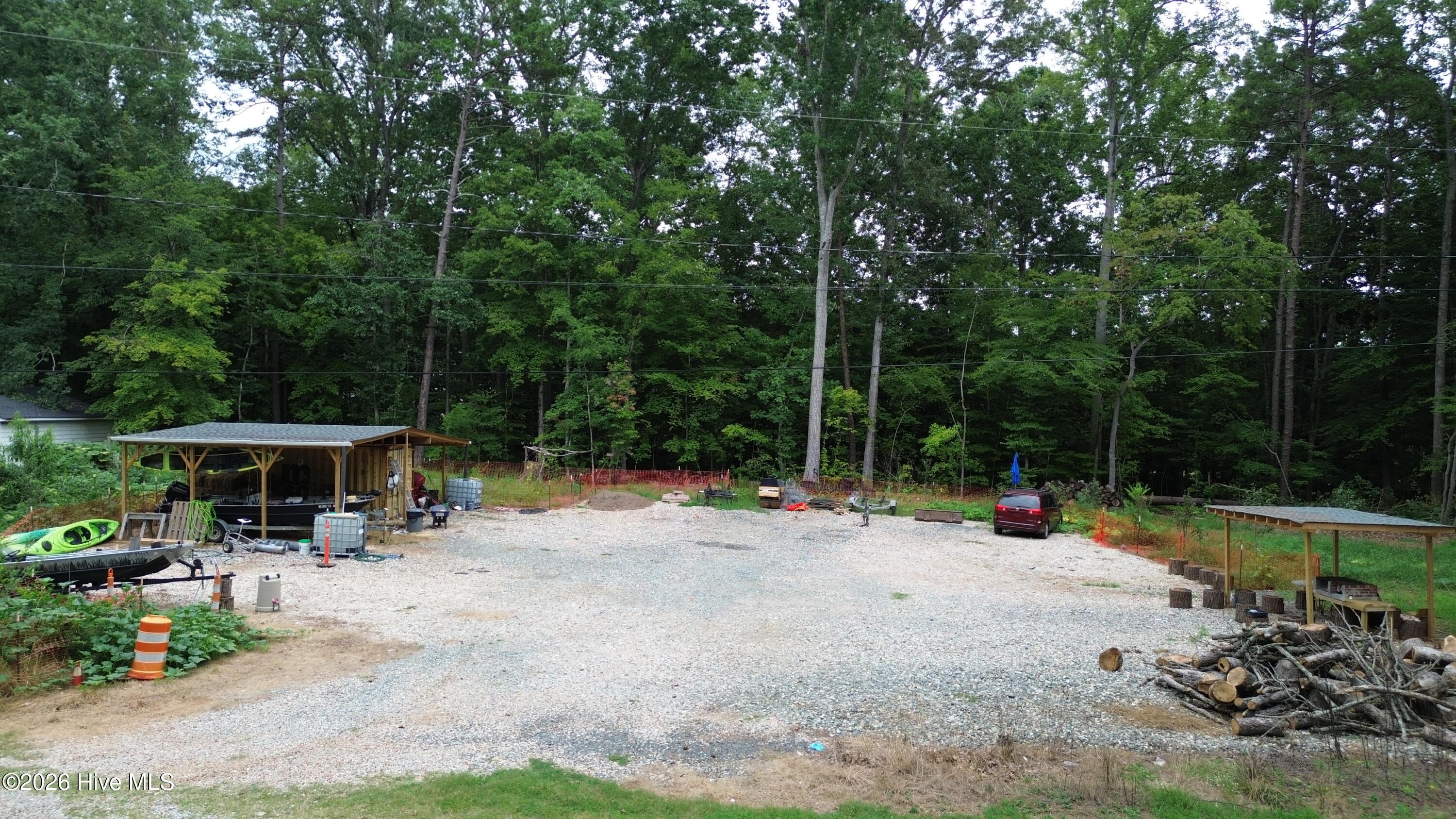 311 Greentree Drive Property Photo 13