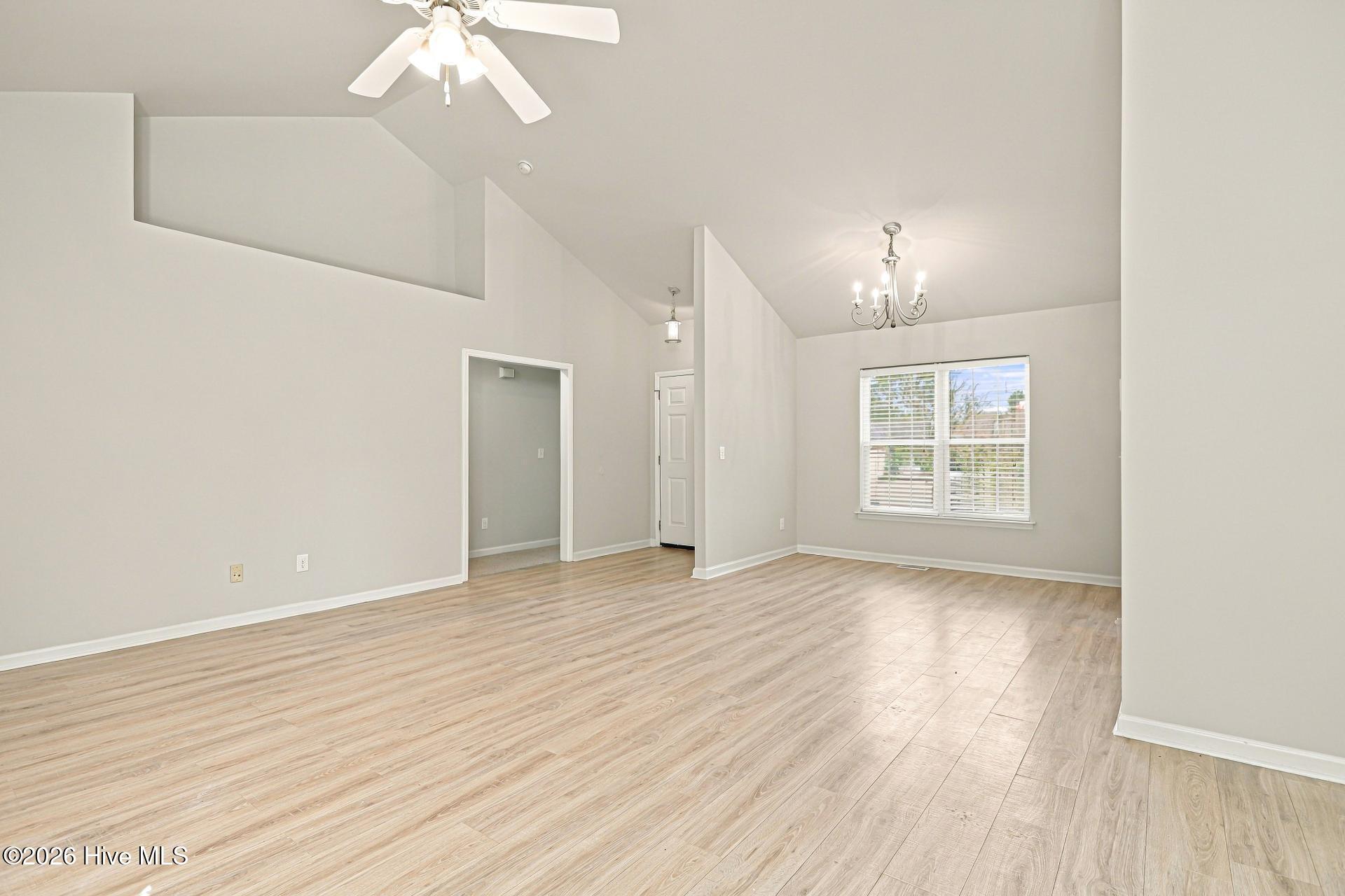 503 Plateau Drive Property Photo 8