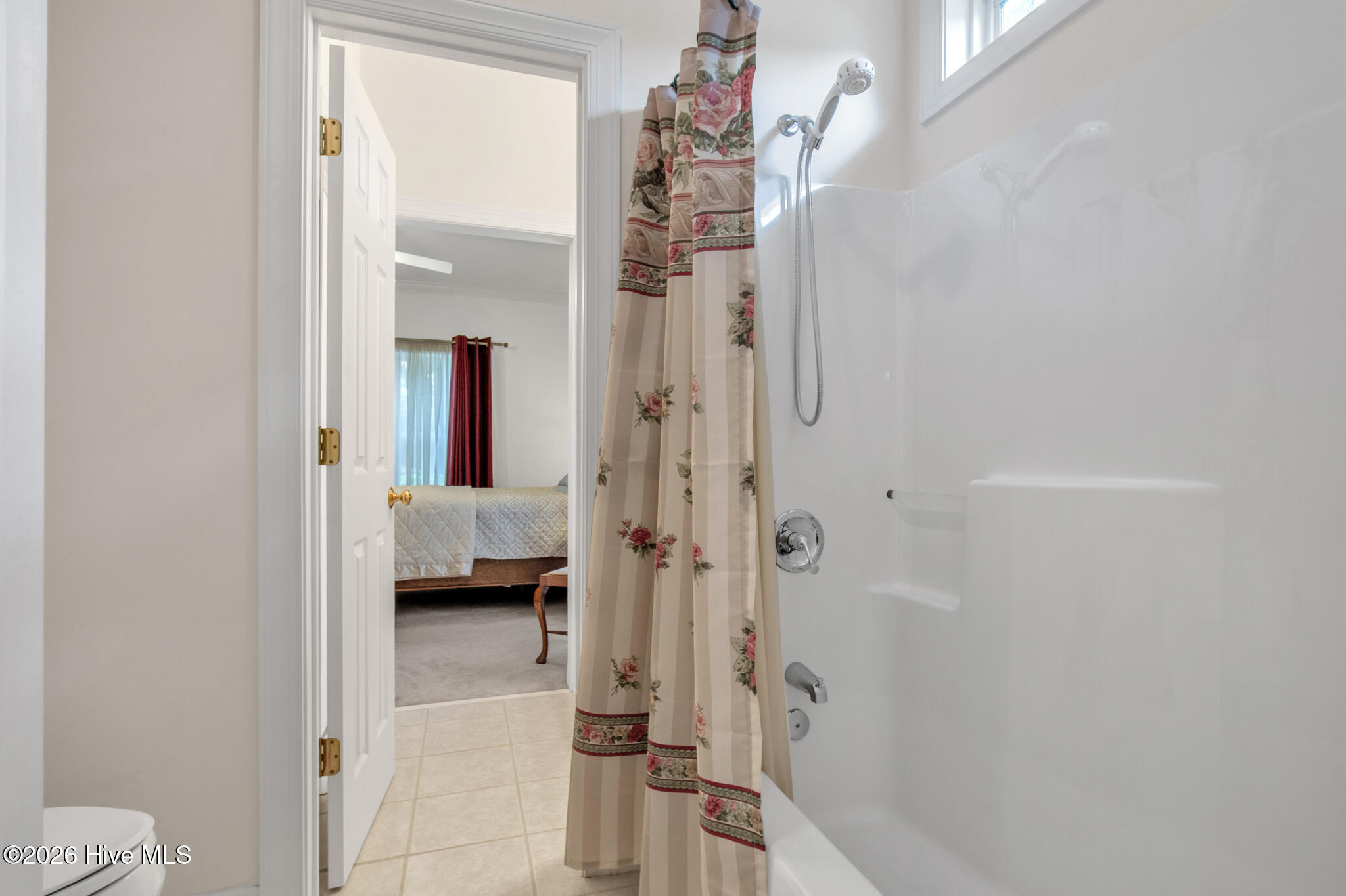 5 Fur Court E Property Photo 22