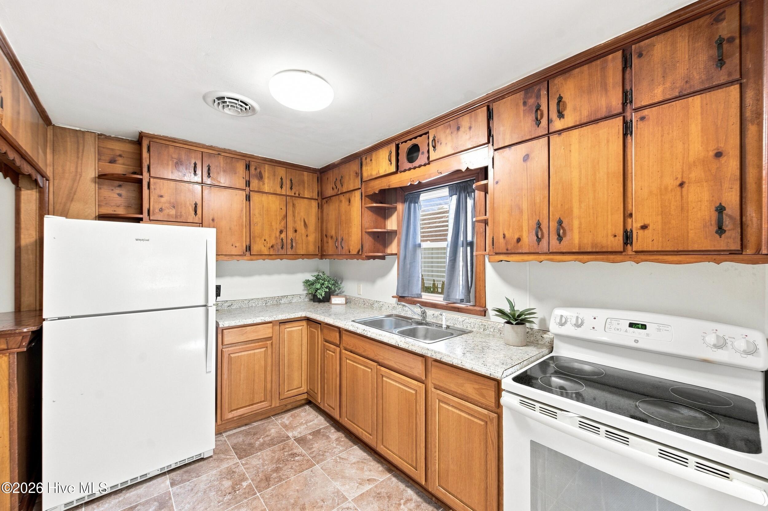 108 Harrell Street Property Photo 10