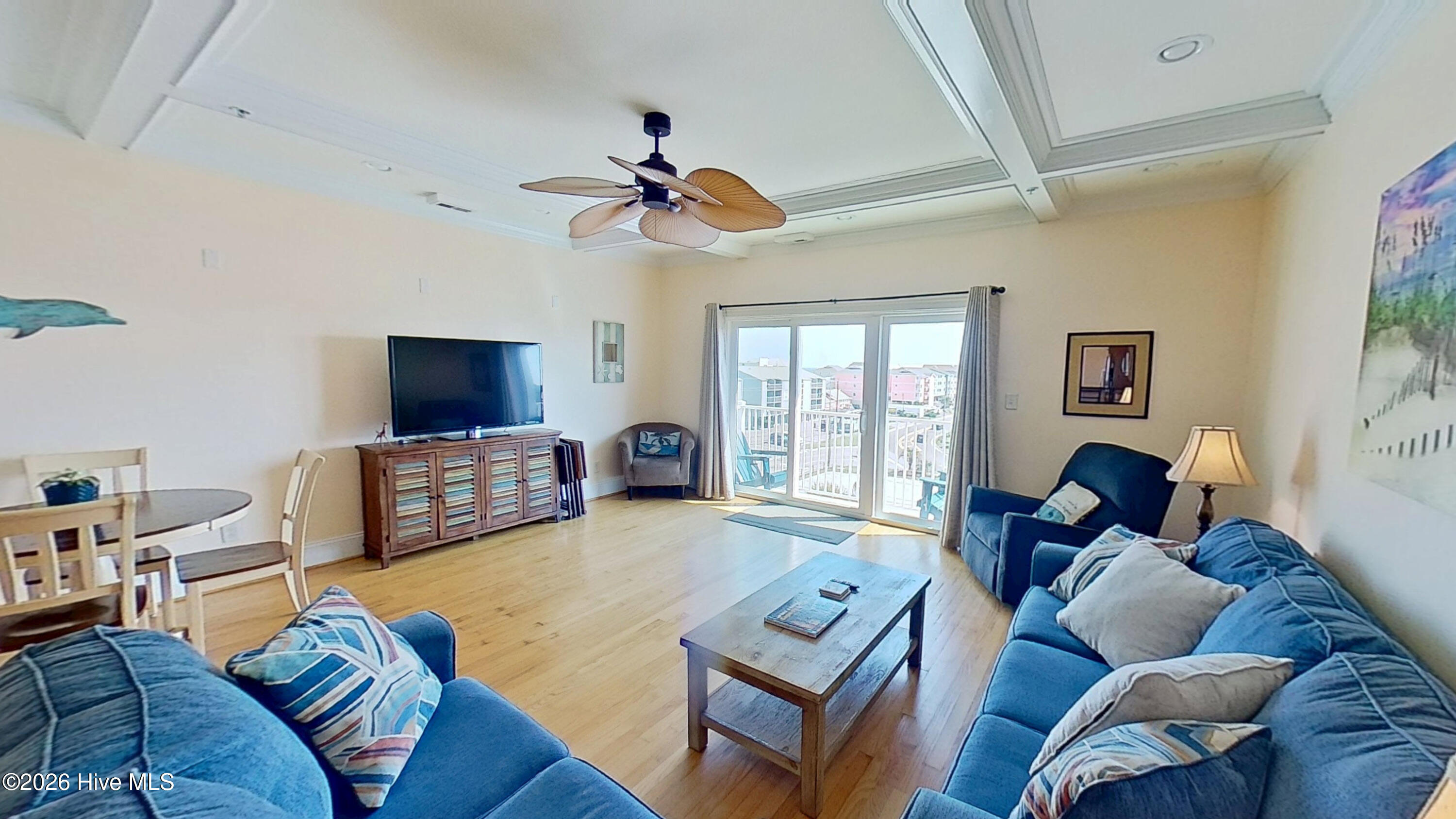 307 Lake Park Boulevard S Unit 202 Property Photo 2