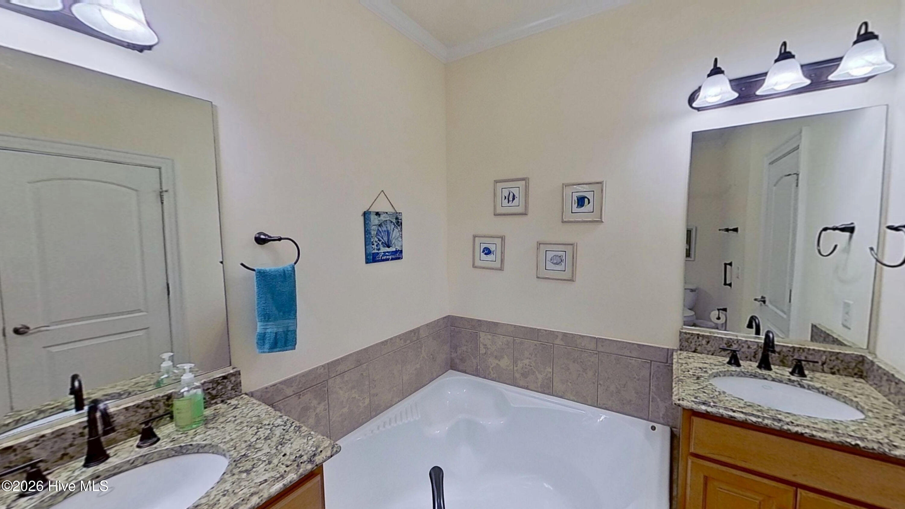 307 Lake Park Boulevard S Unit 202 Property Photo 13