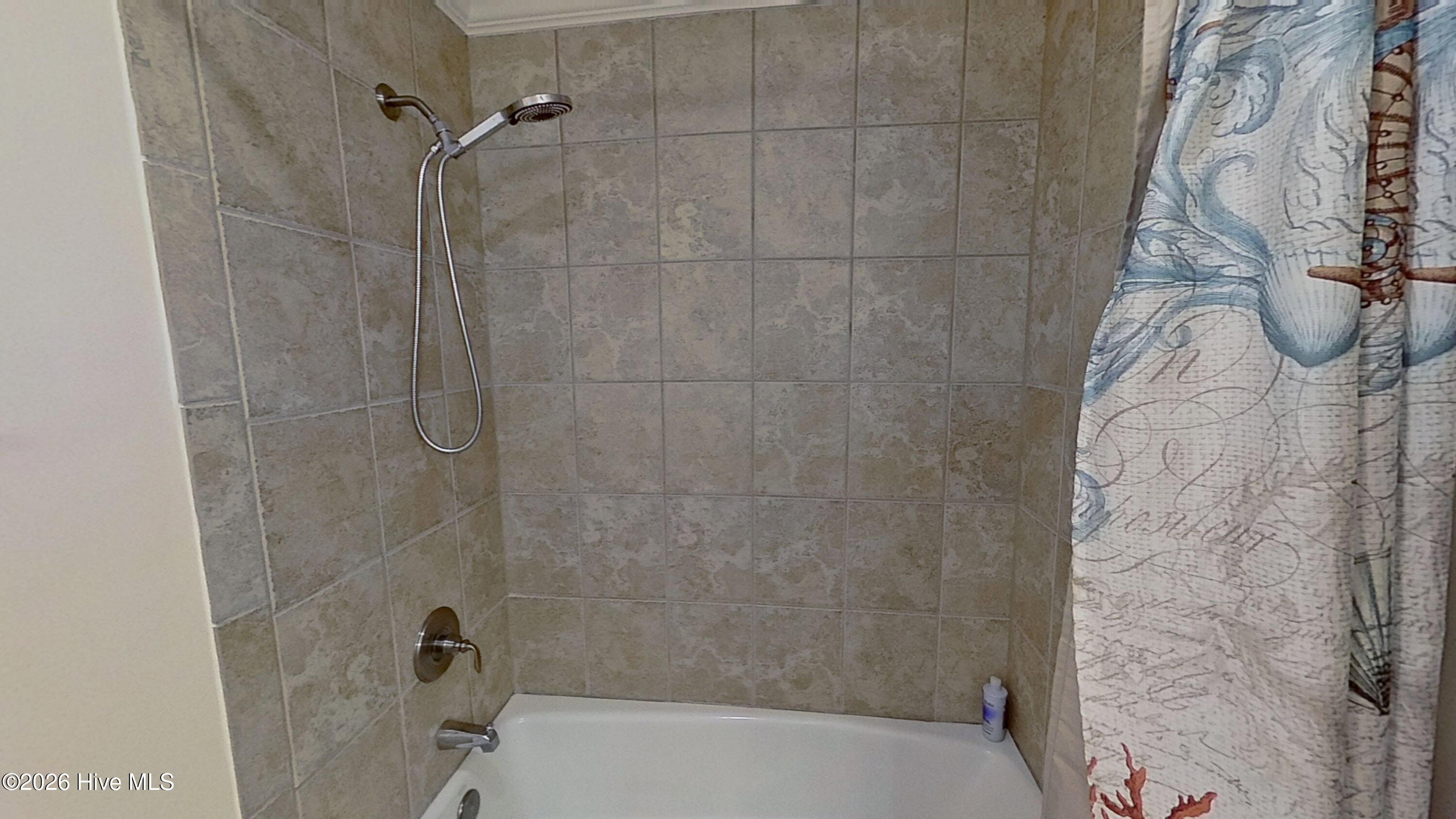 307 Lake Park Boulevard S Unit 202 Property Photo 23