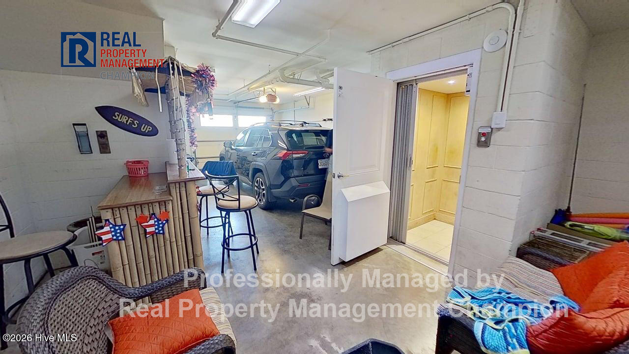 307 Lake Park Boulevard S Unit 202 Property Photo 25