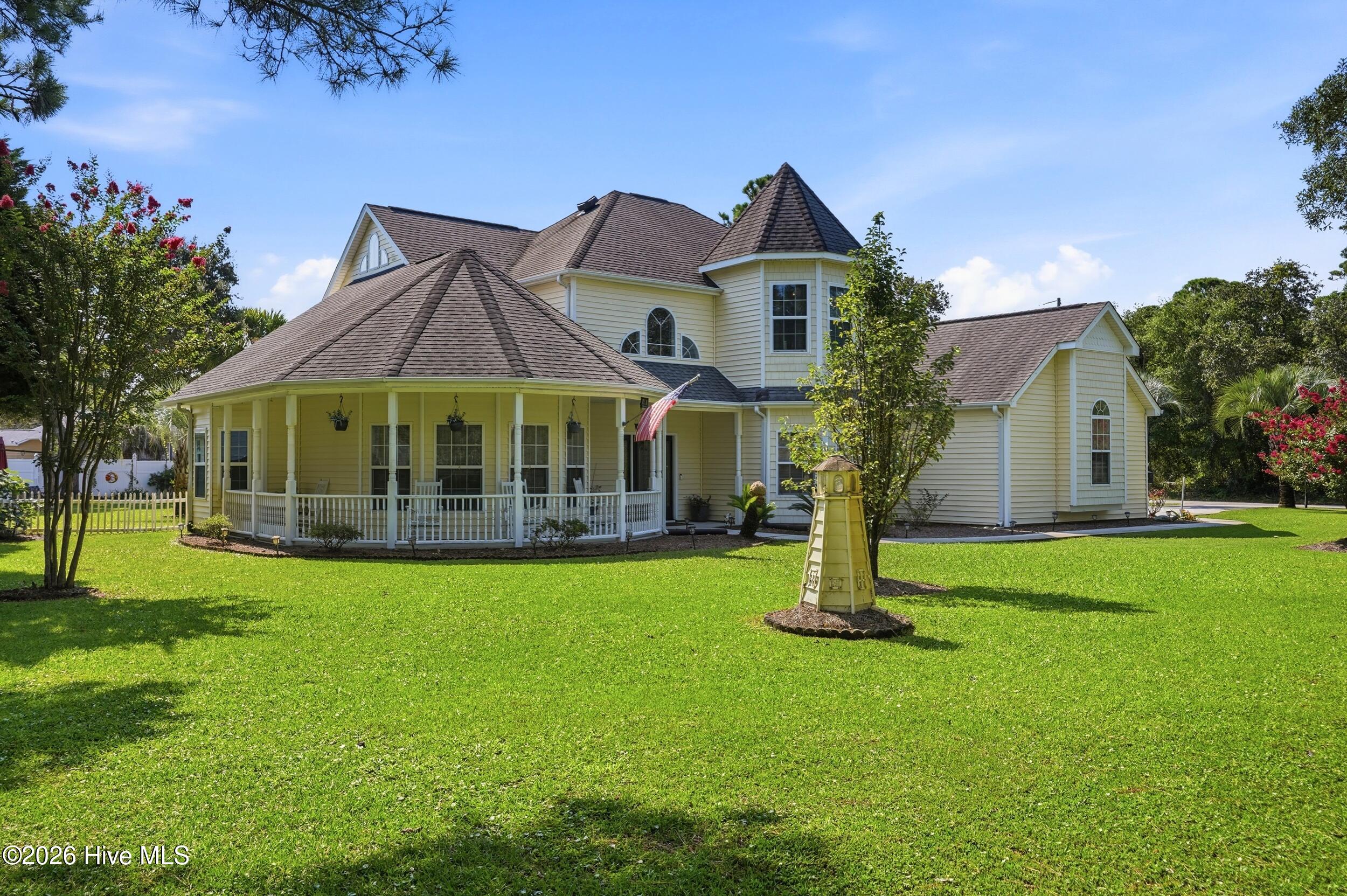 400 Dow Road N Property Photo 2