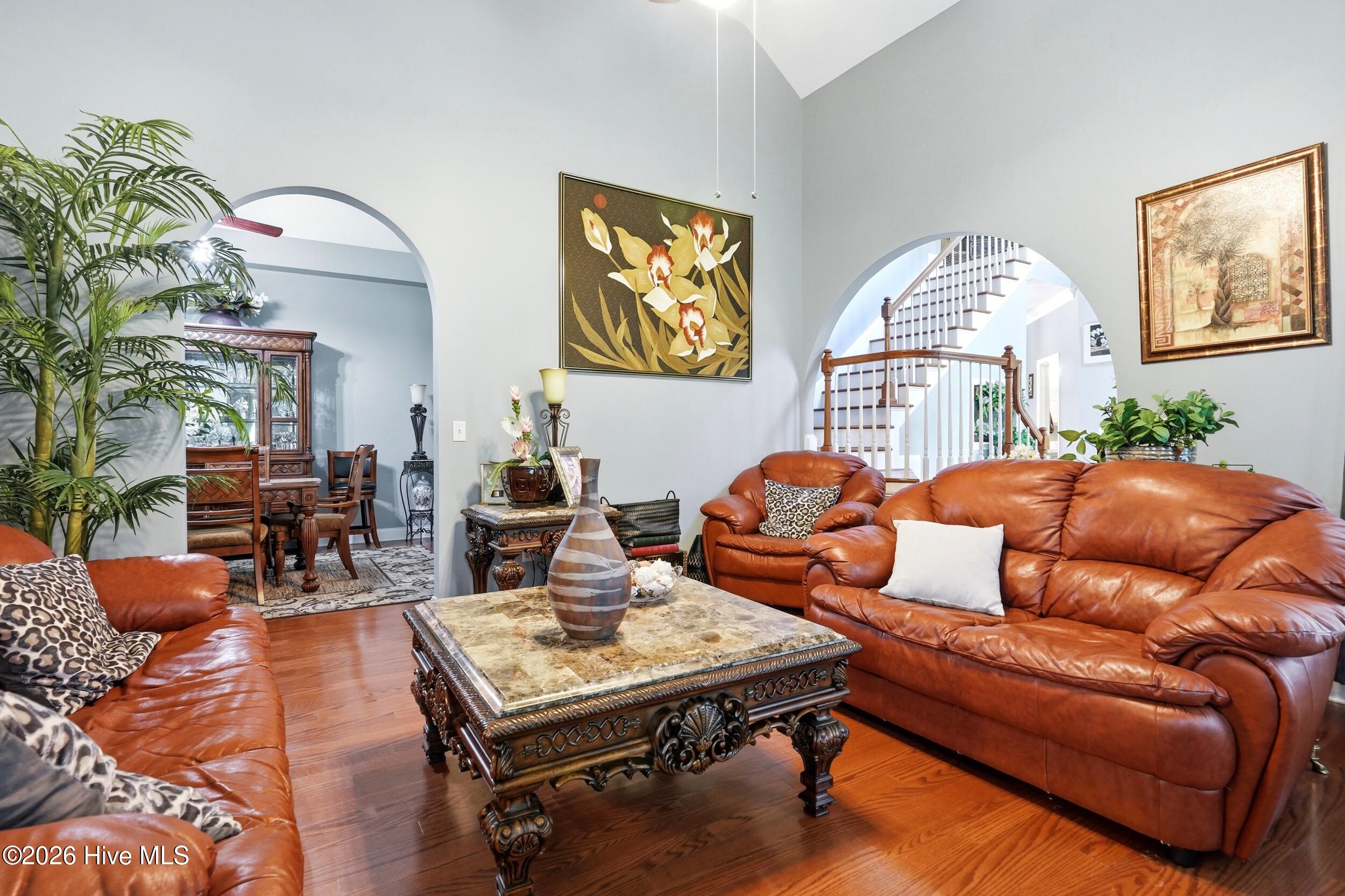 400 Dow Road N Property Photo 12
