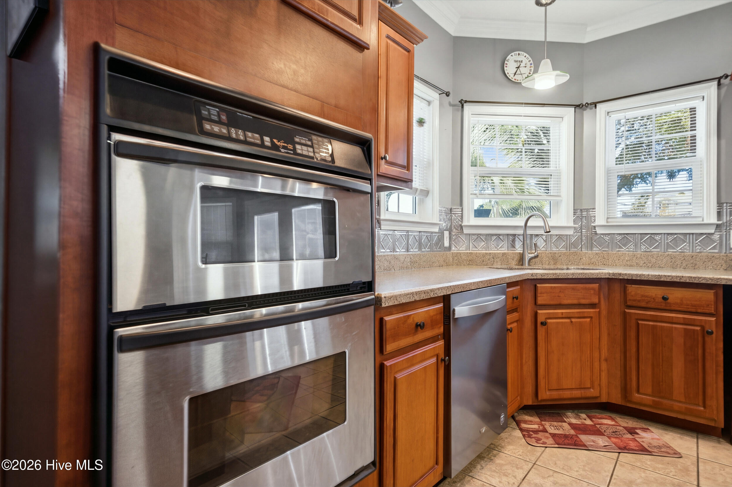 400 Dow Road N Property Photo 28