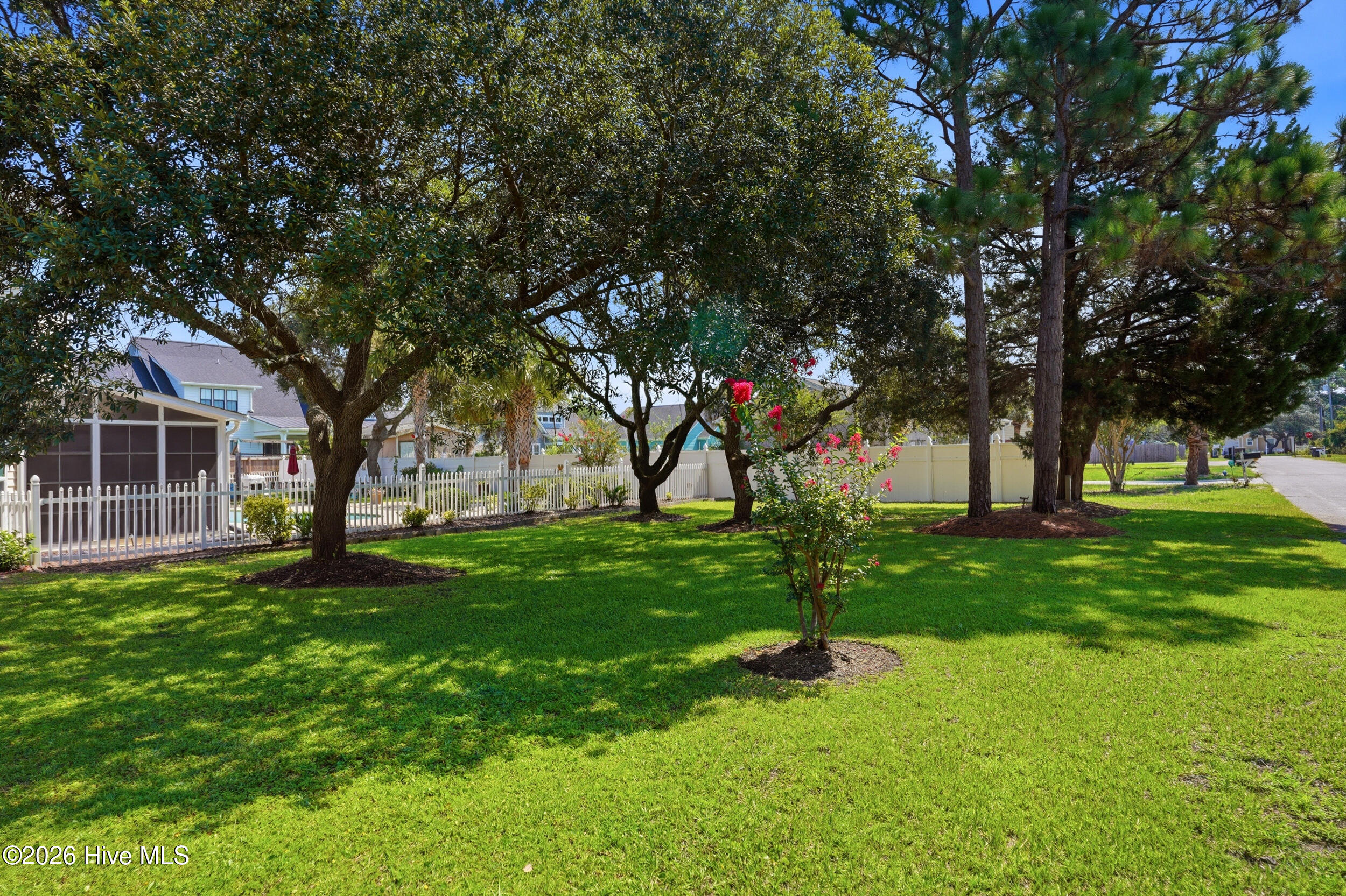 400 Dow Road N Property Photo 53