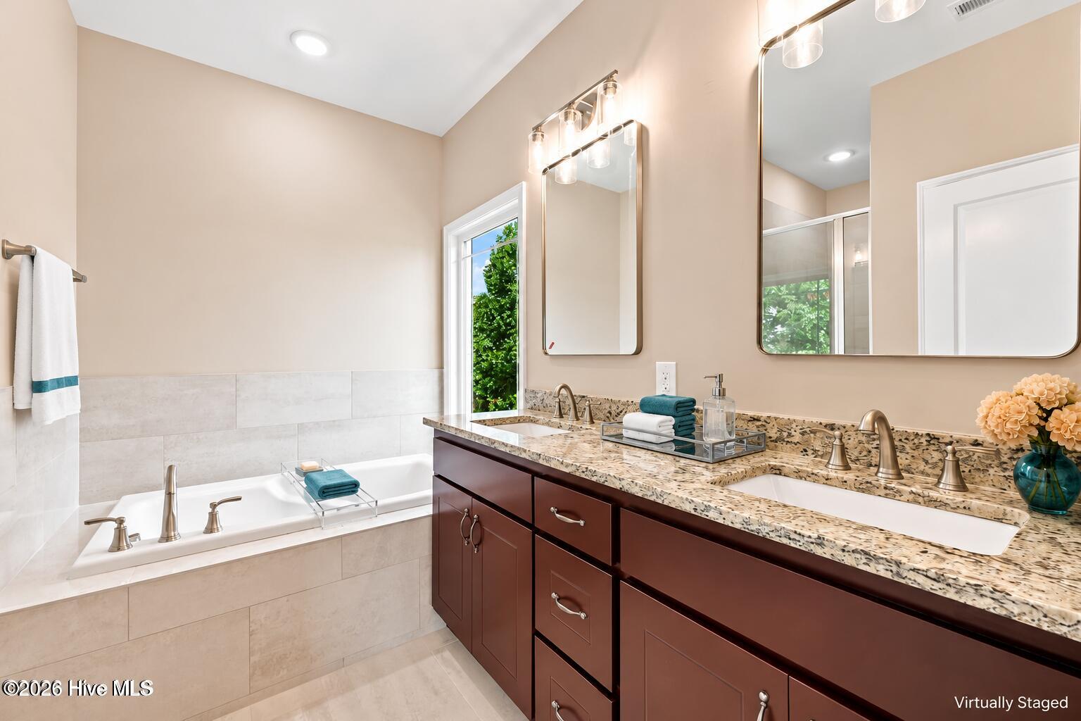 2699 Whitaker Glen Drive Property Photo 13
