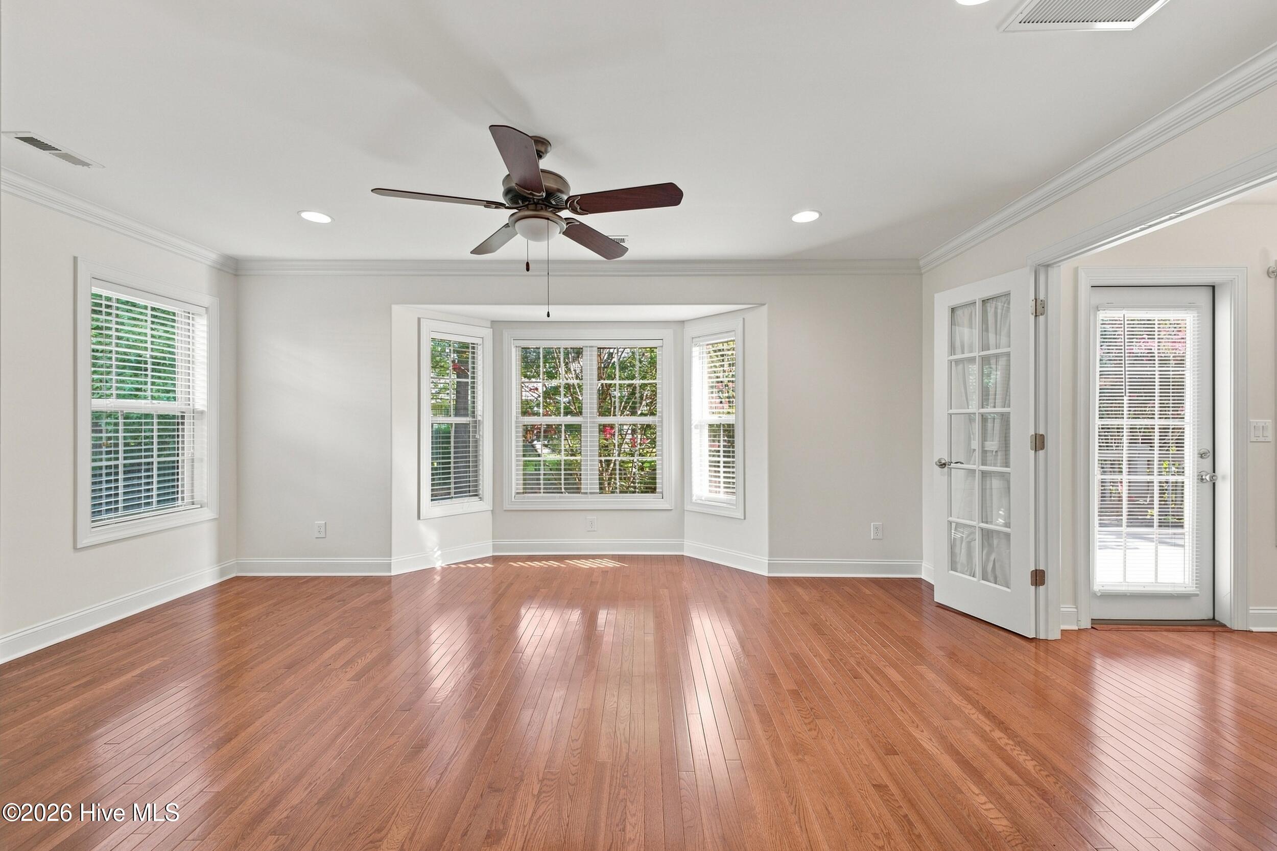 1304 Monarch Court Property Photo 15