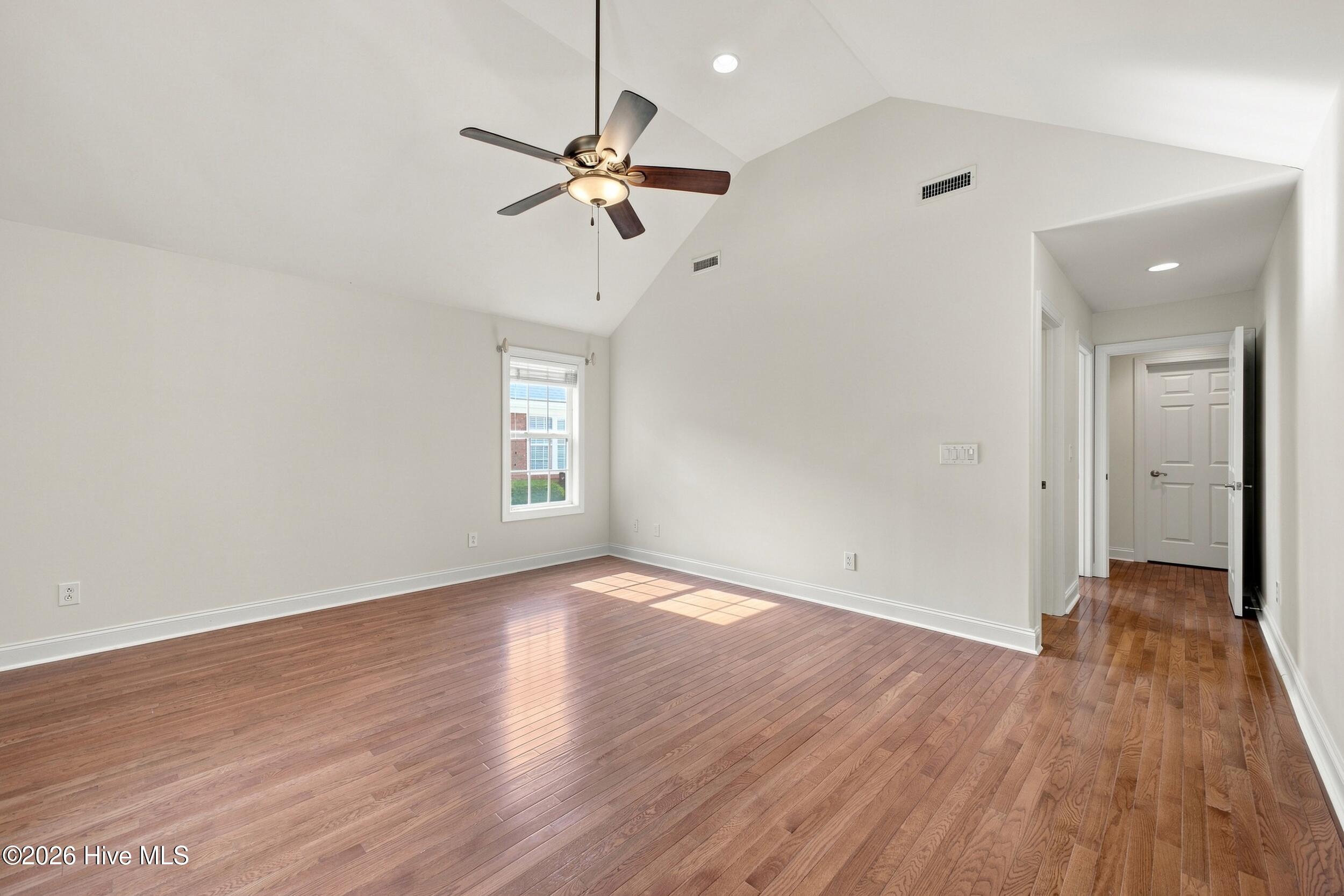 1304 Monarch Court Property Photo 19