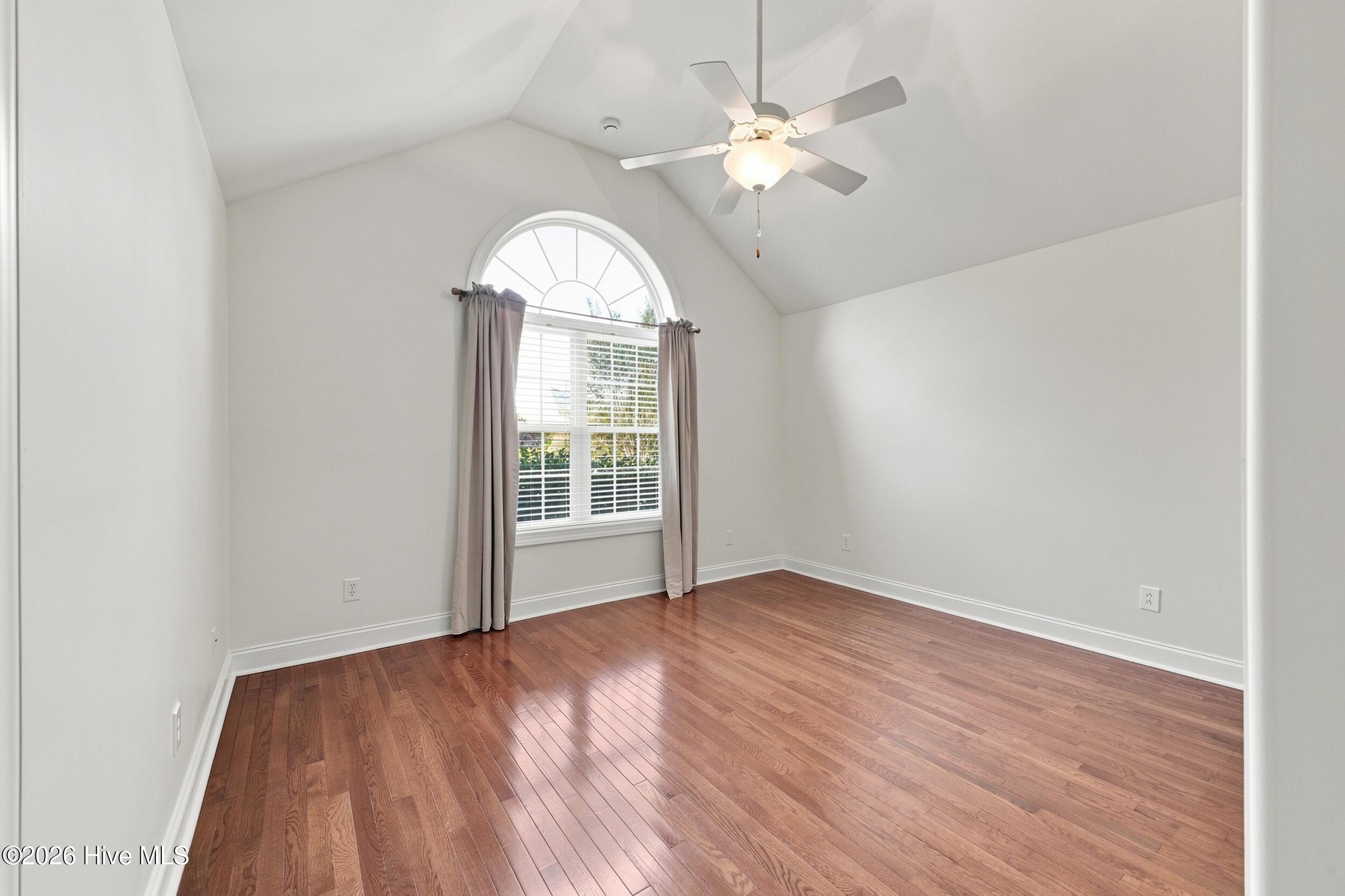 1304 Monarch Court Property Photo 23