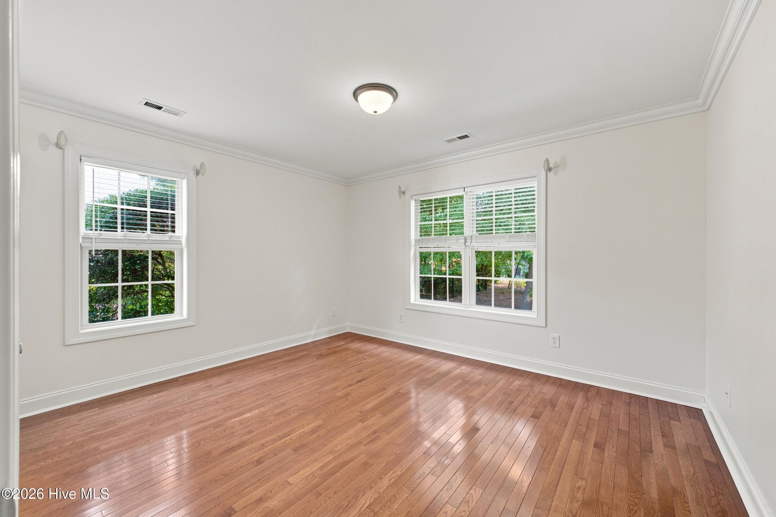 1304 Monarch Court Property Photo 26