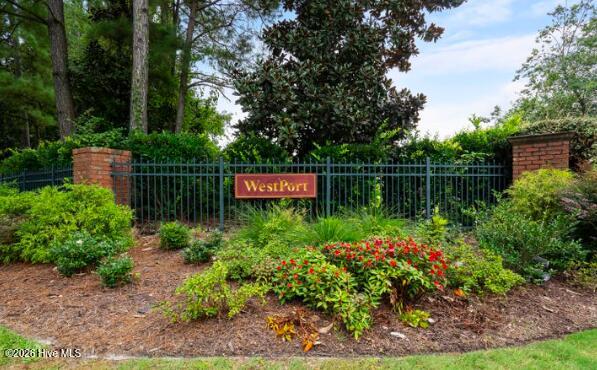 1304 Monarch Court Property Photo 33