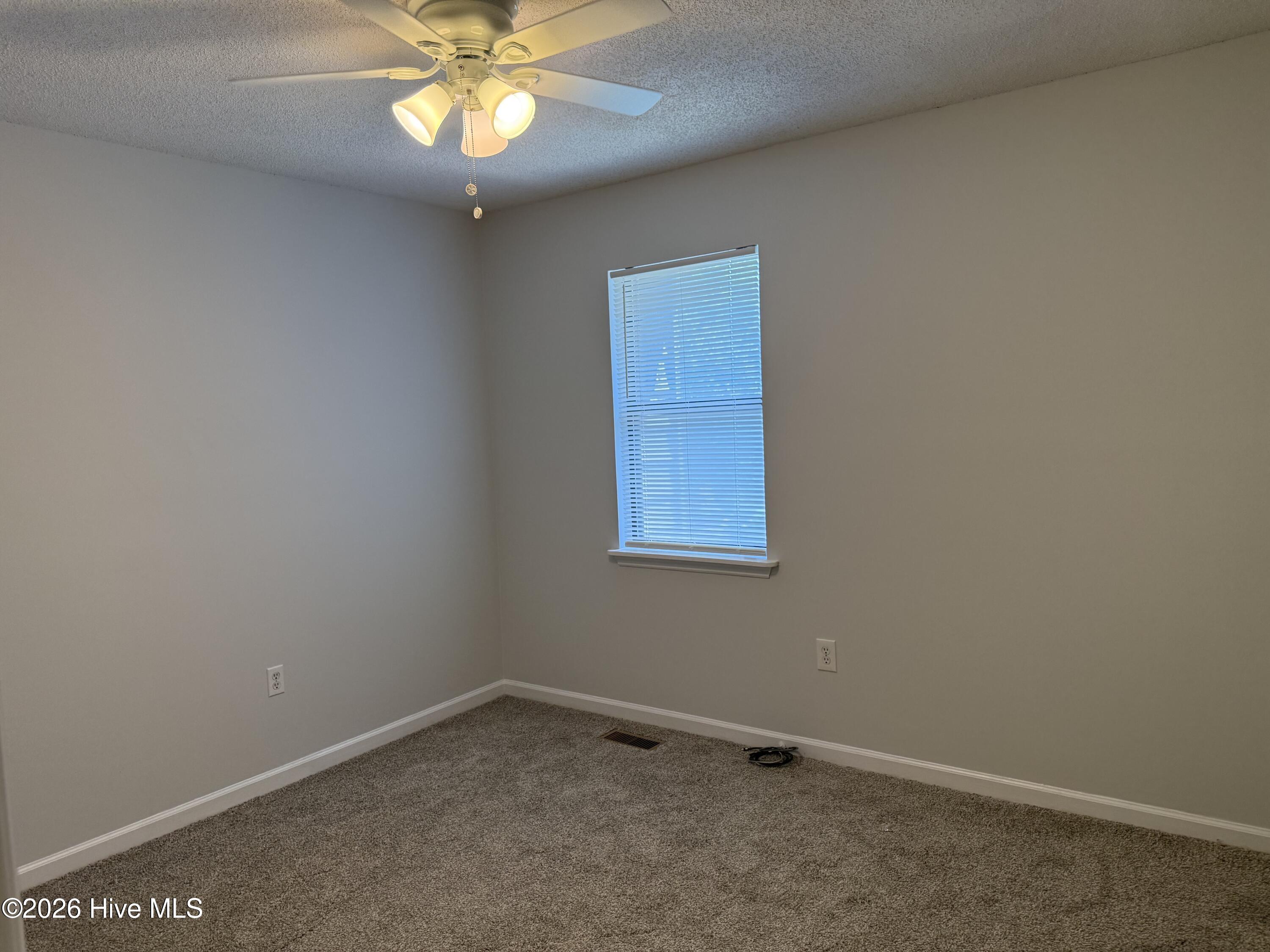 3127 N Village Court N Property Photo 12