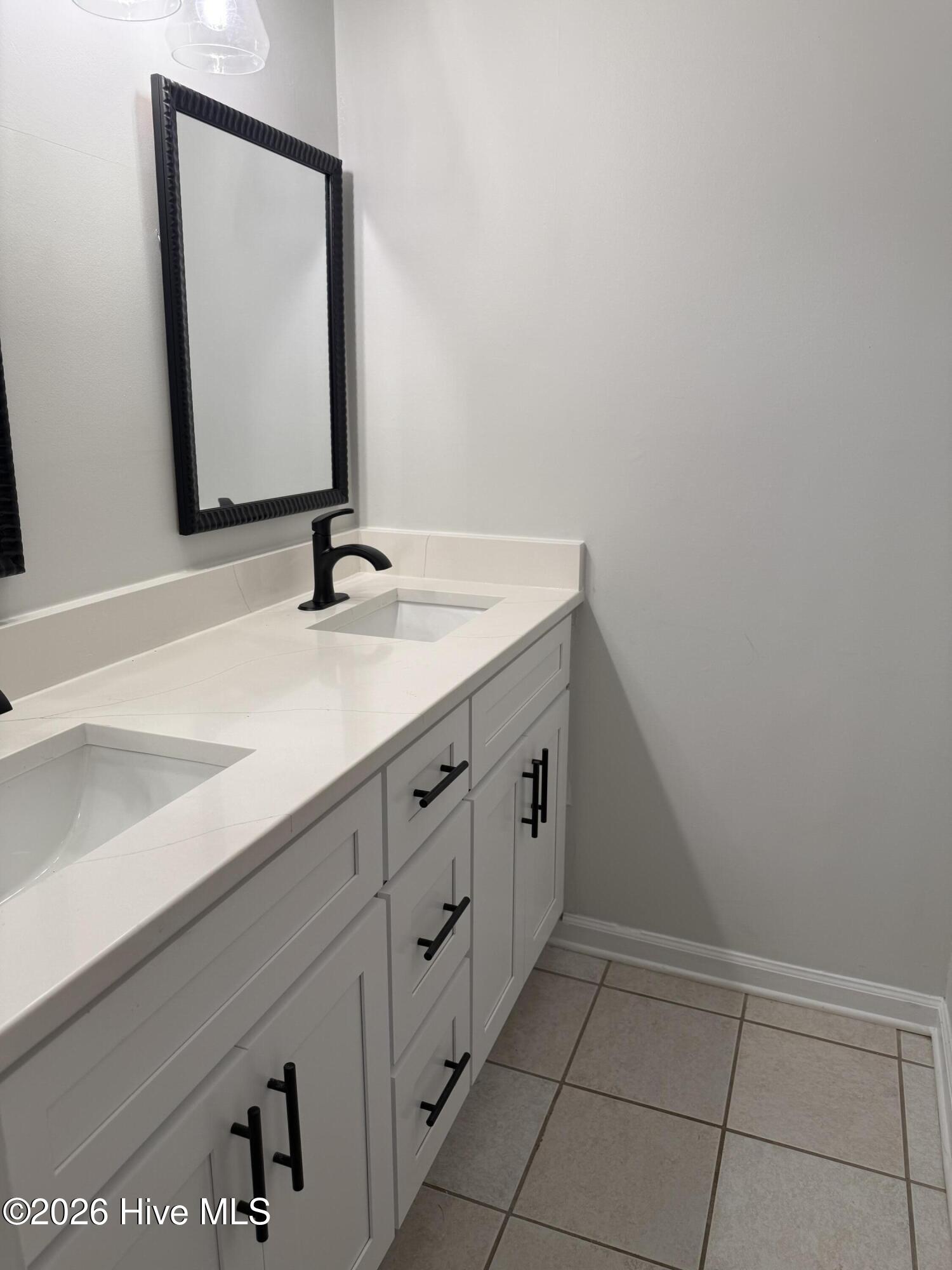 3127 N Village Court N Property Photo 13