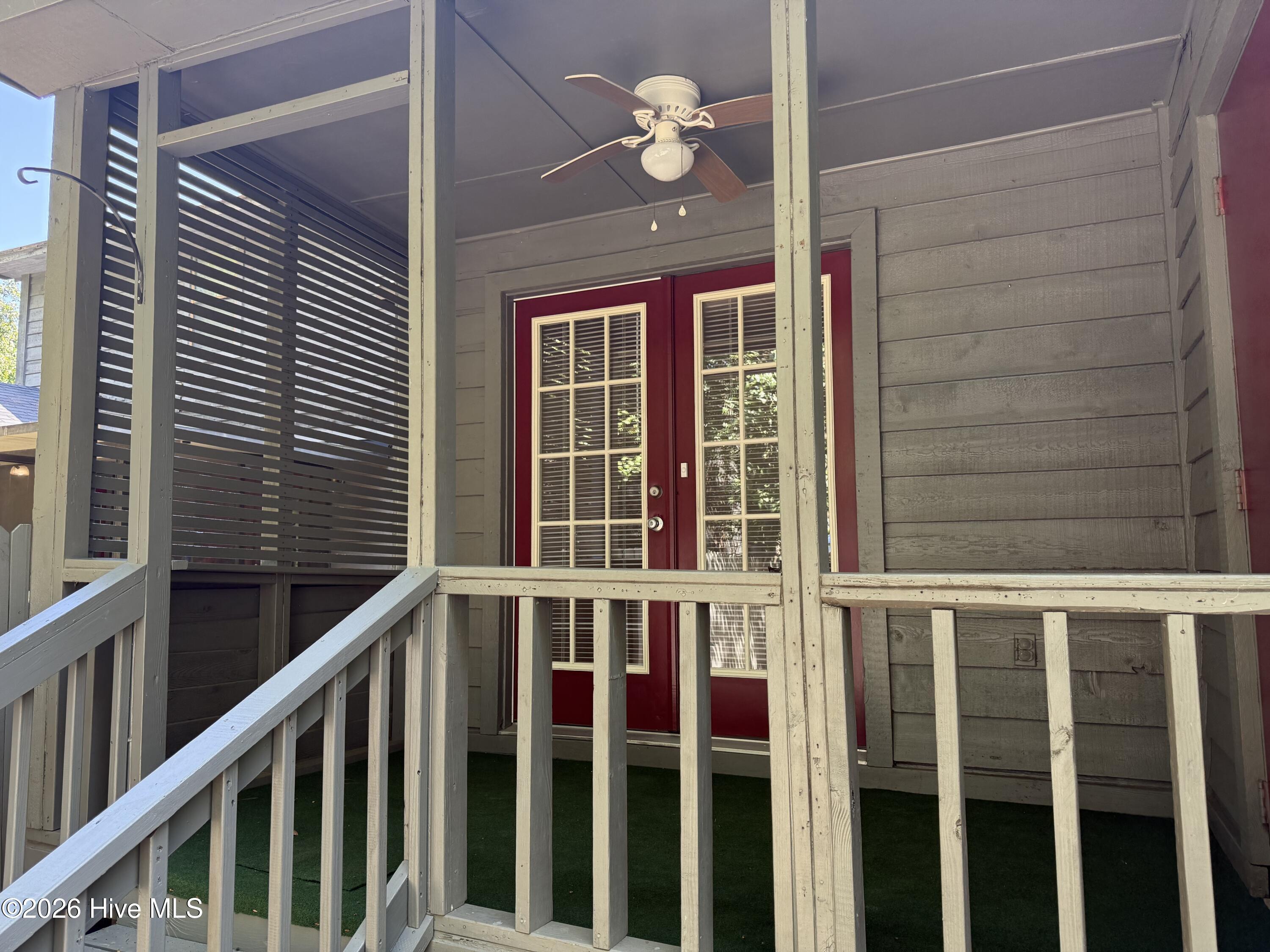 3127 N Village Court N Property Photo 14