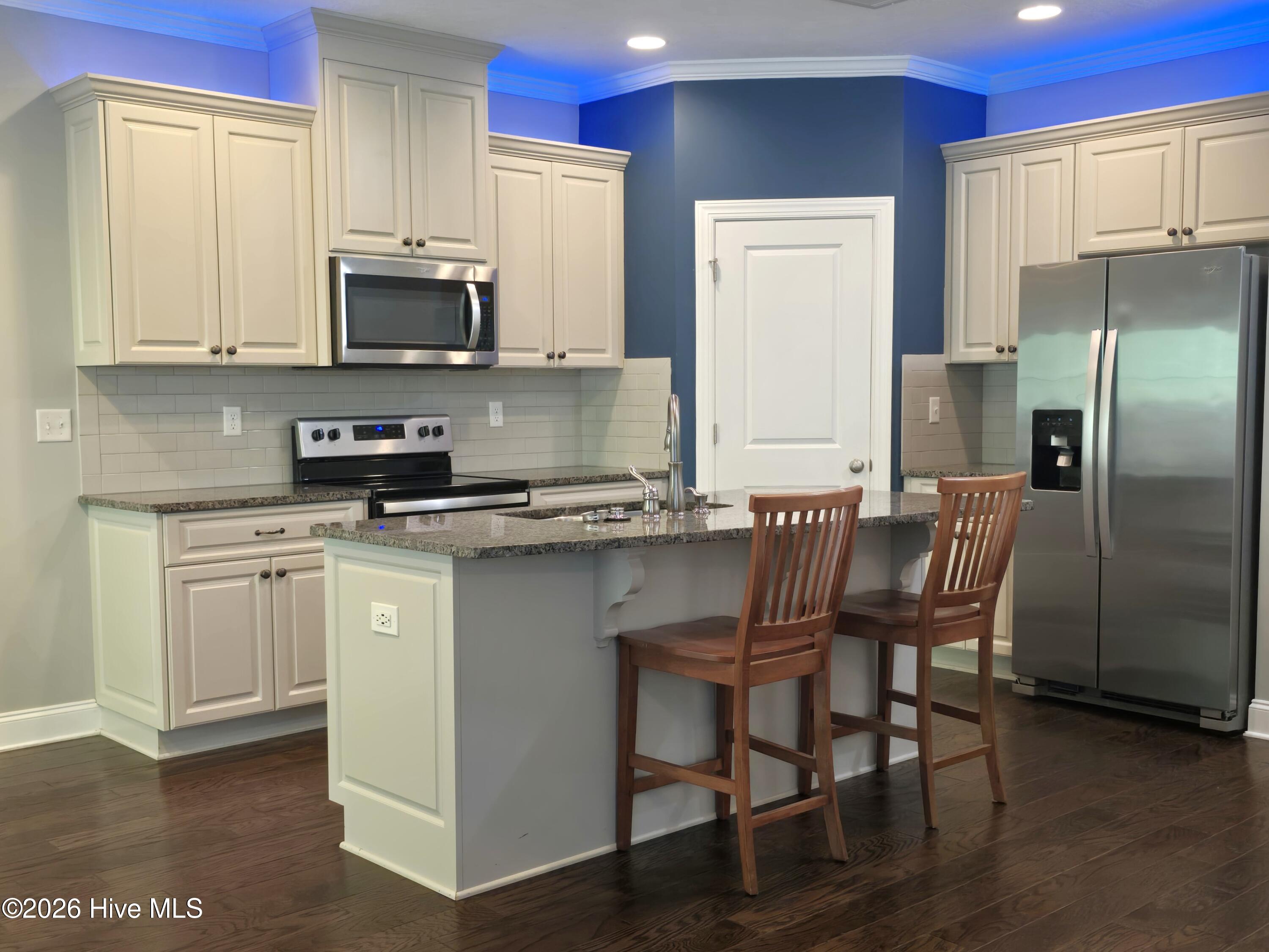 697 Red Cedar Court Property Photo 12