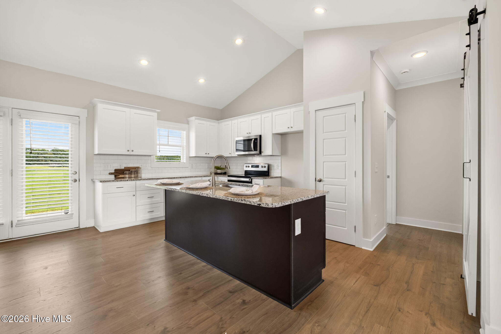 203 Tuscany Circle Property Photo 13
