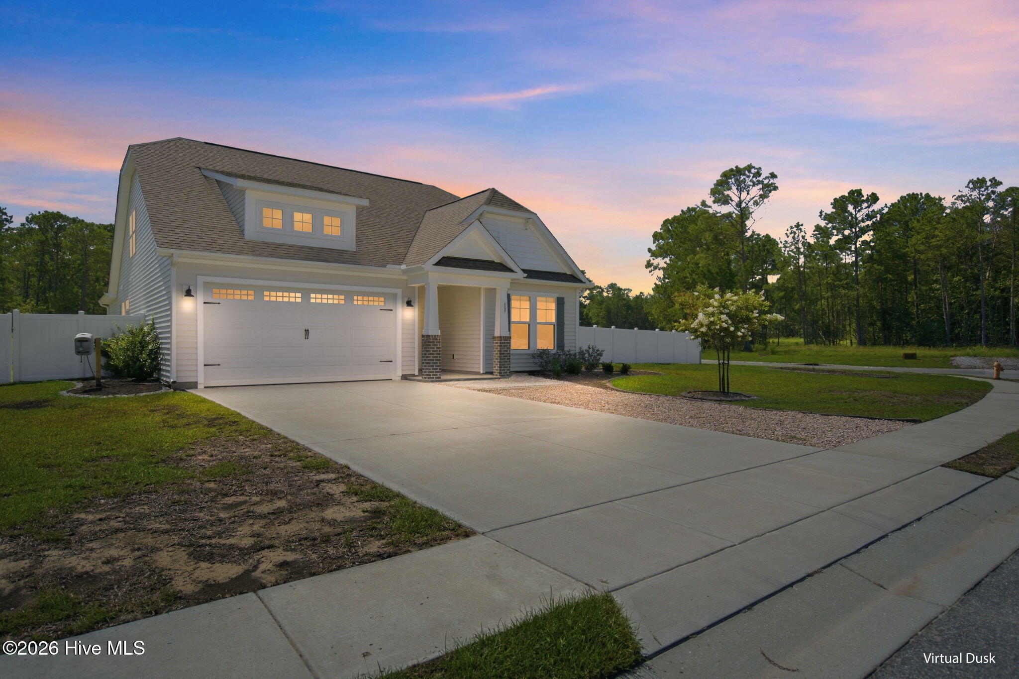 609 Edgeside Drive SE