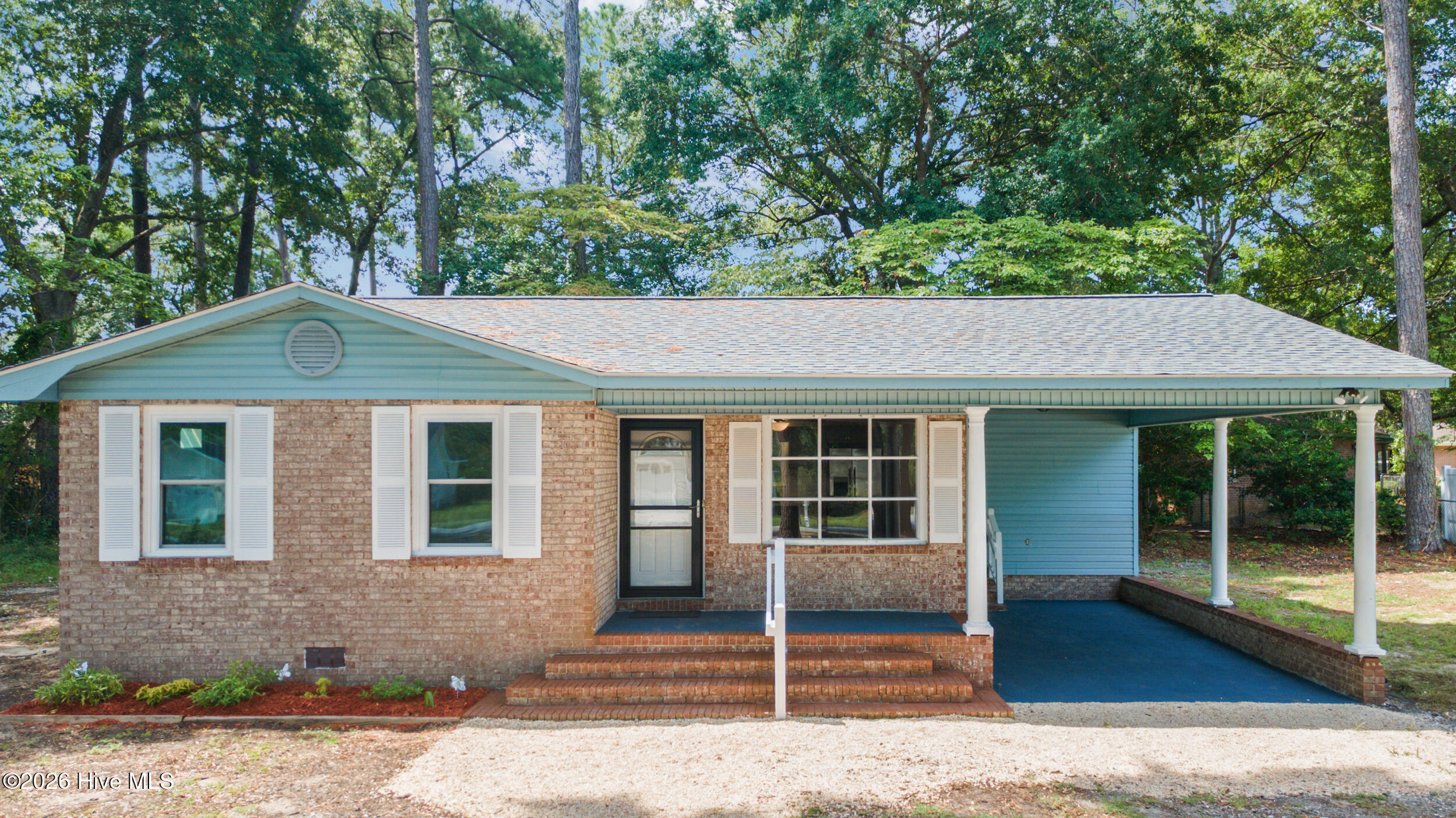 1070 River Drive SW Property Photo 1