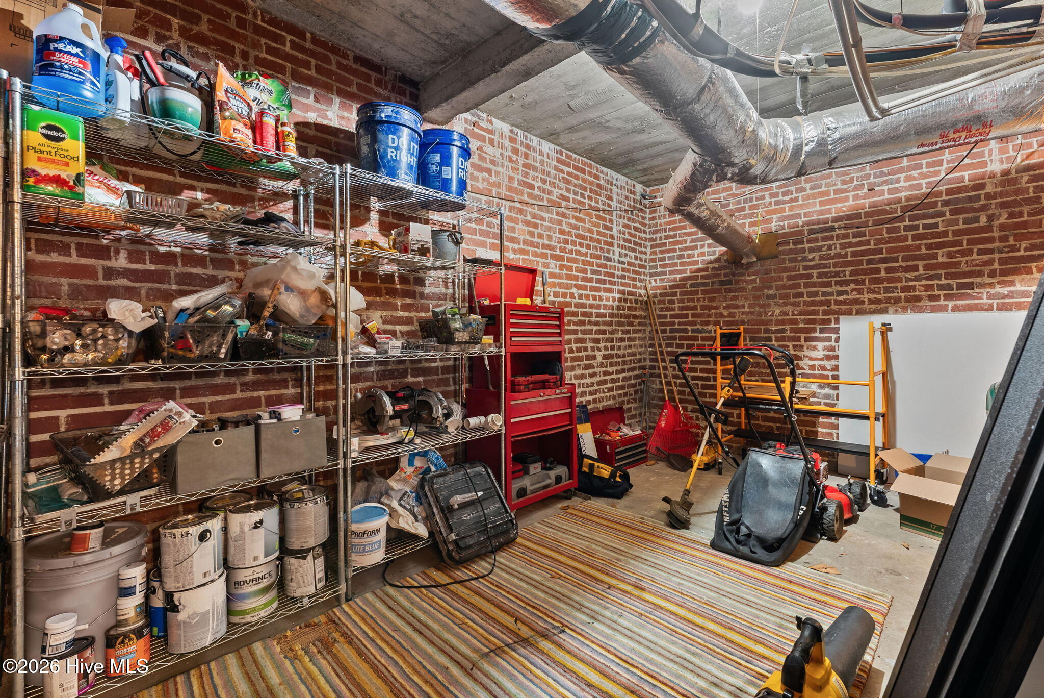 2715 Walton Way Property Photo 33
