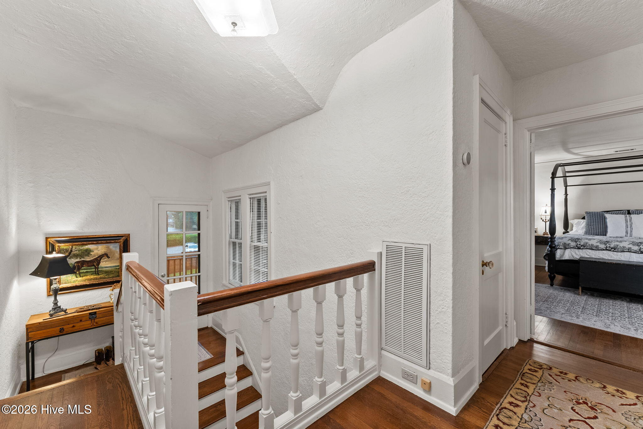 2715 Walton Way Property Photo 34