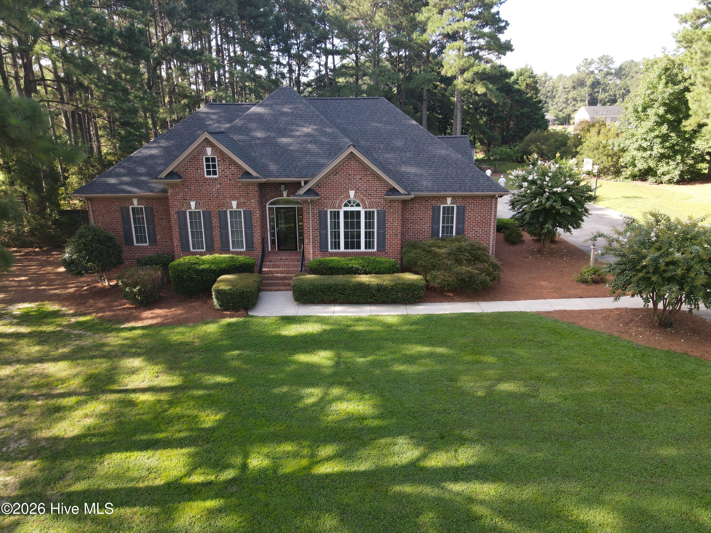 104 Arrowhead Court Property Photo 4