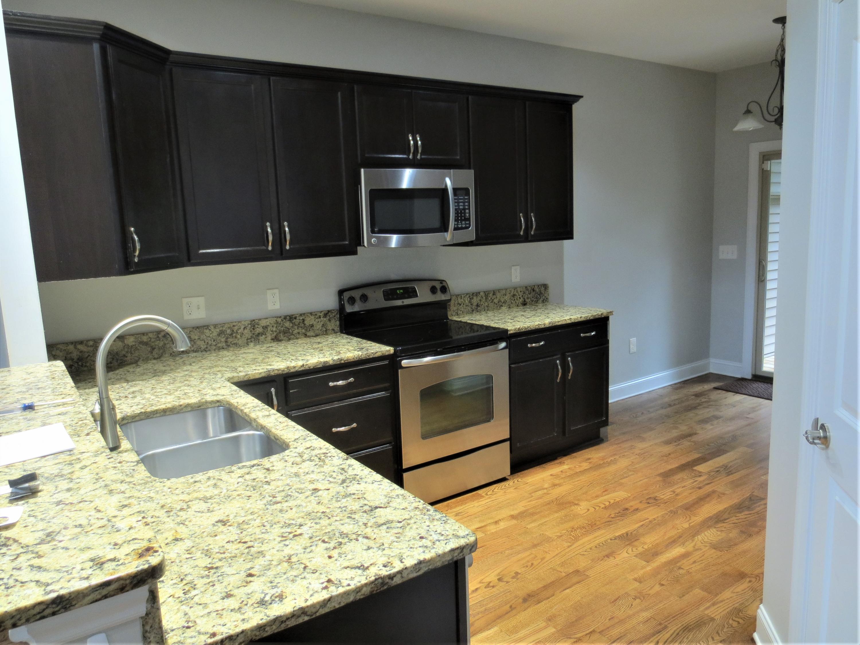 102 Cypress Circle Property Photo 3