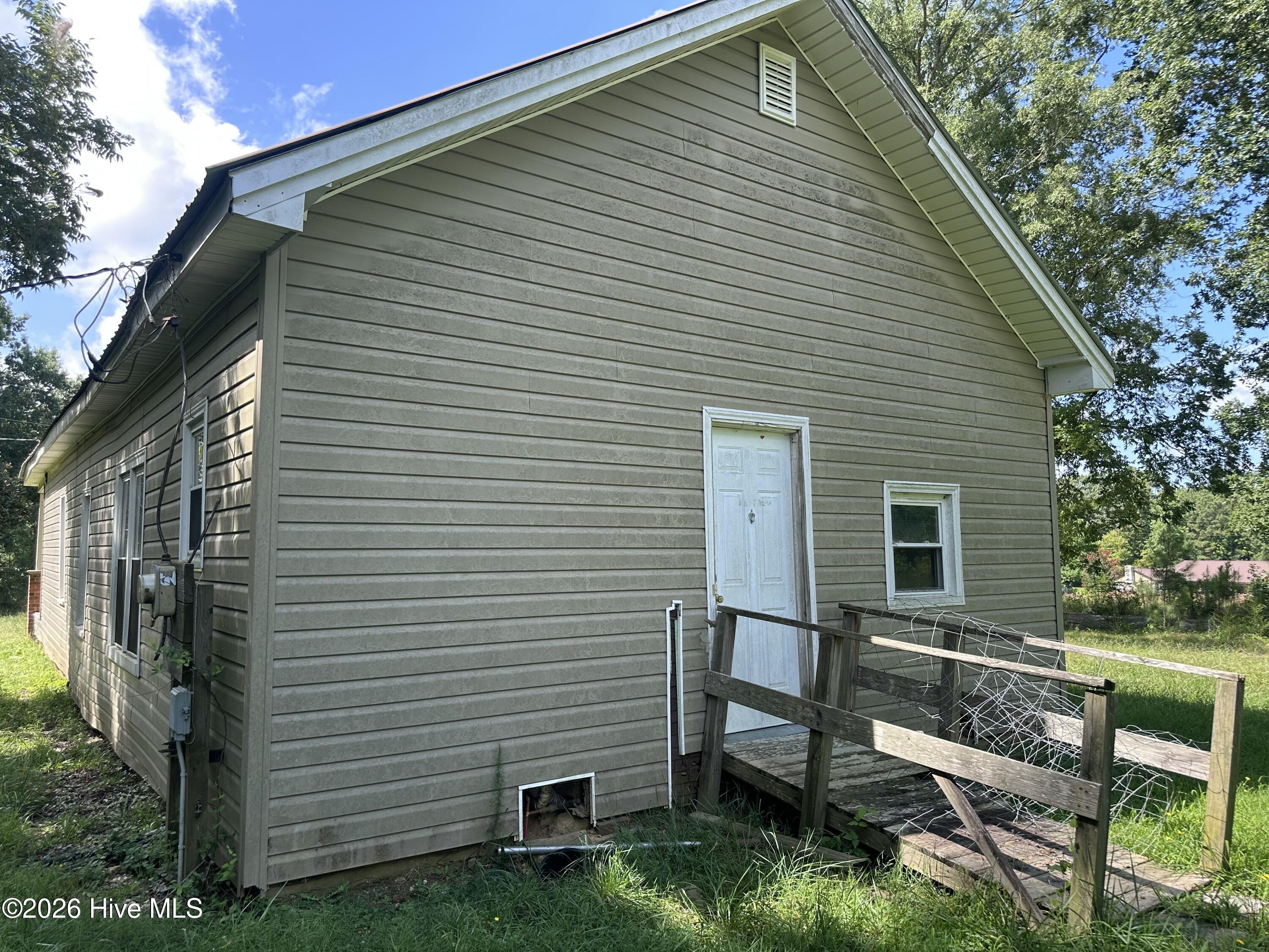 2644 Spies Road Property Photo 5