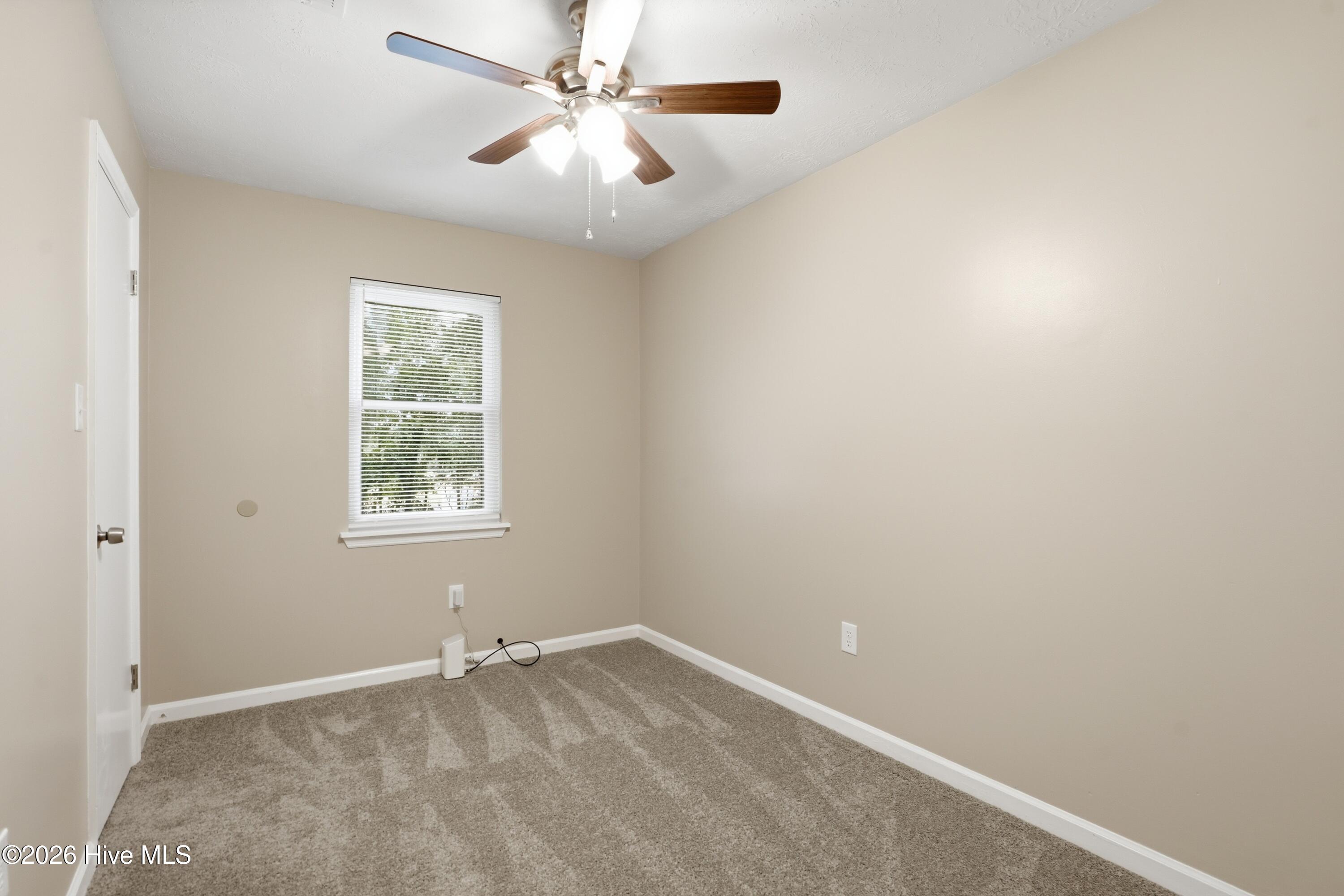 1811 N Barton Drive Property Photo 18