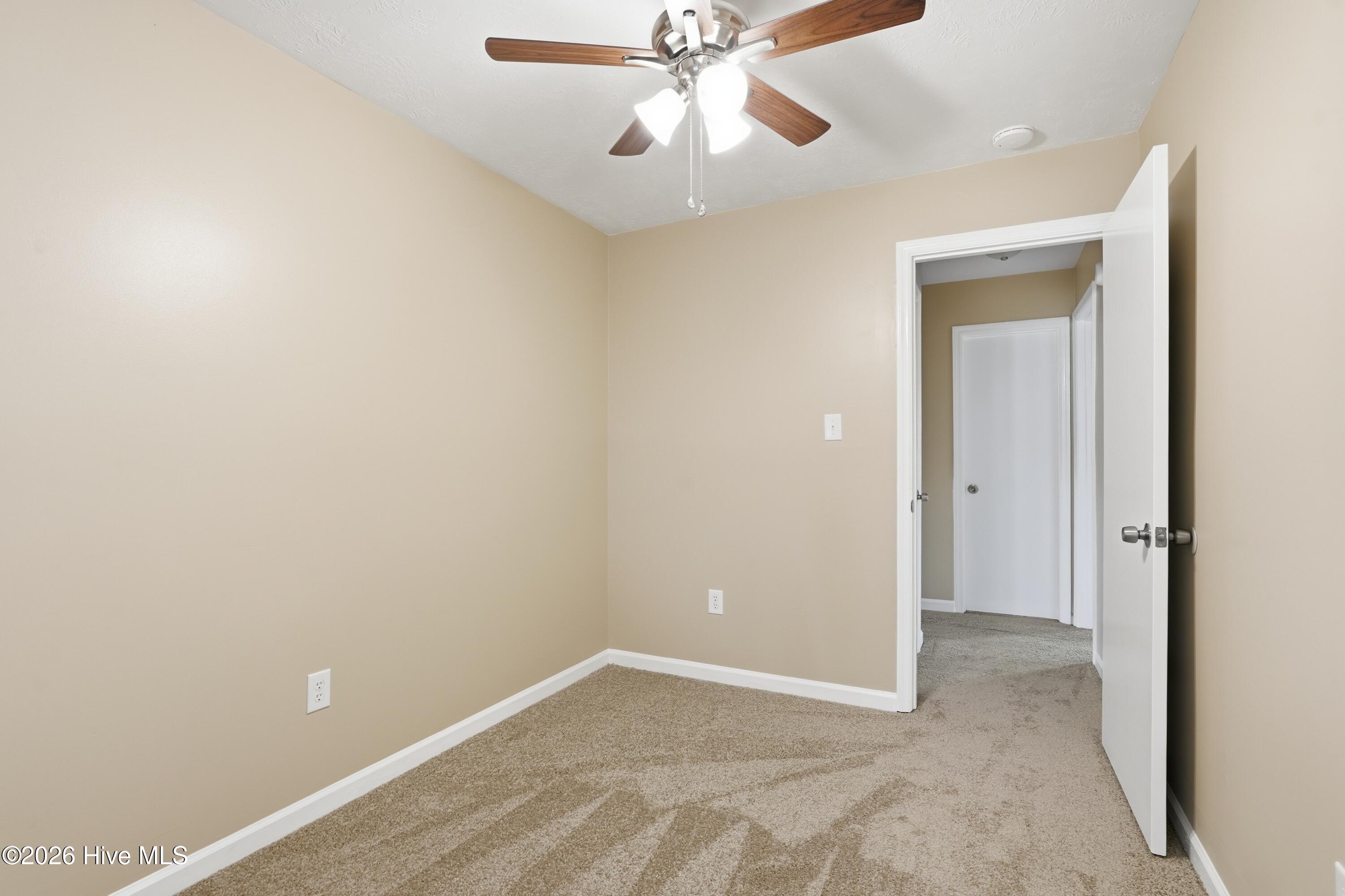 1811 N Barton Drive Property Photo 19