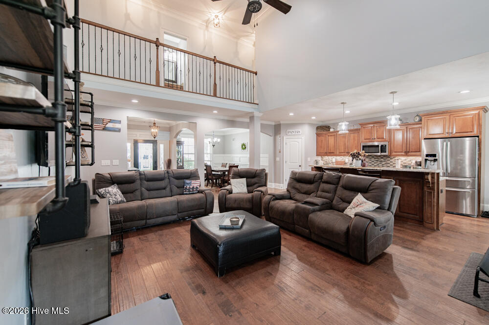 204 Clyde Avenue Property Photo 2