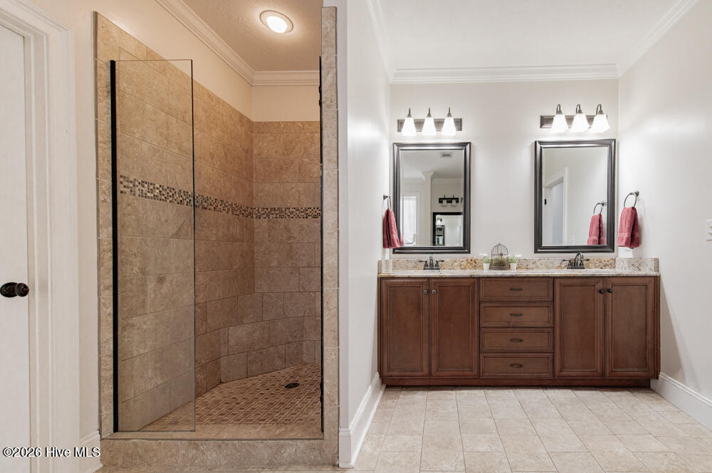204 Clyde Avenue Property Photo 11