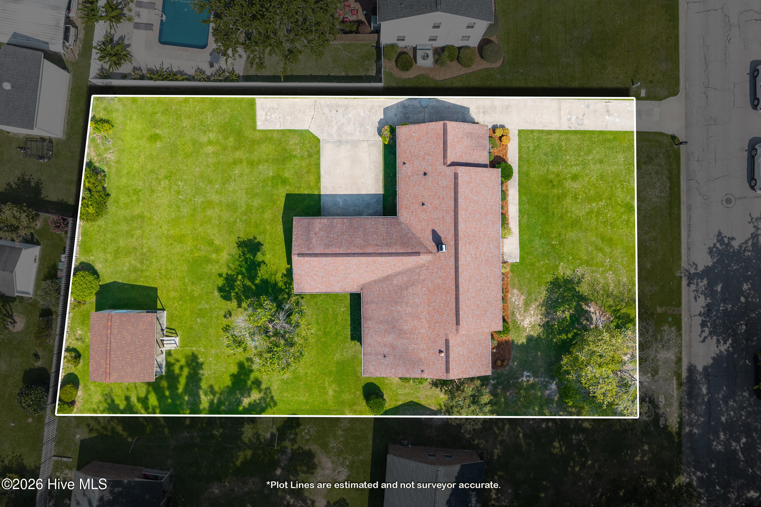 1106 Crestview Drive Property Photo 4