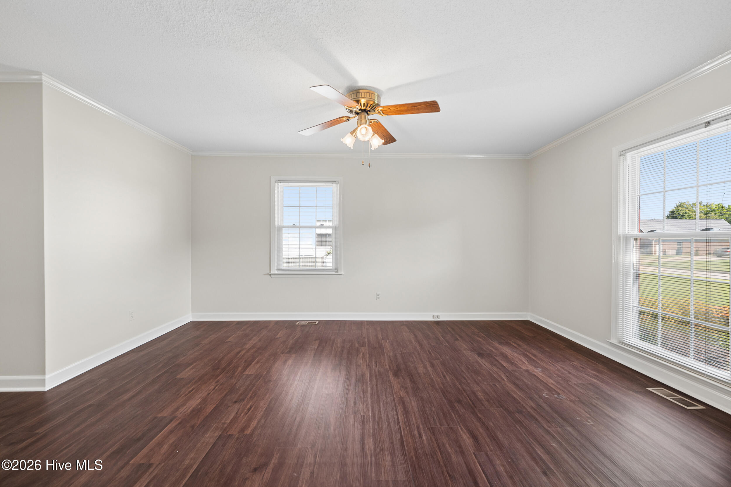 1106 Crestview Drive Property Photo 20