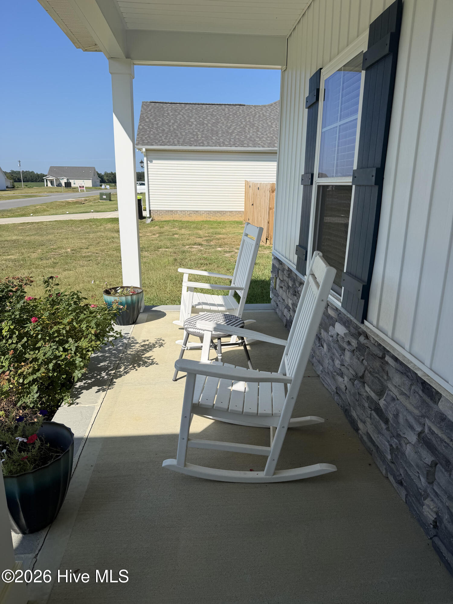 205 Creeks Edge Drive Property Photo 4
