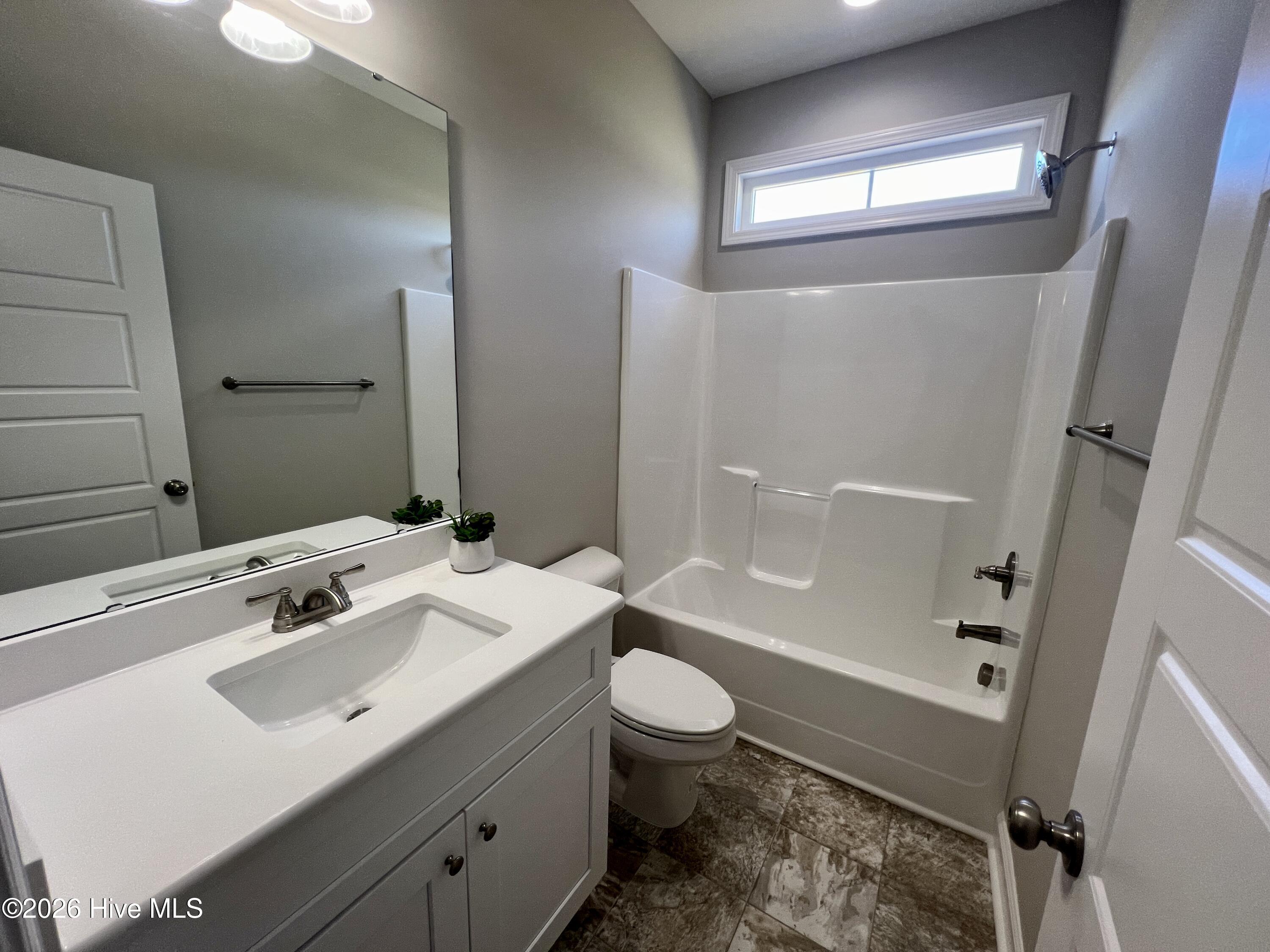 205 Creeks Edge Drive Property Photo 28
