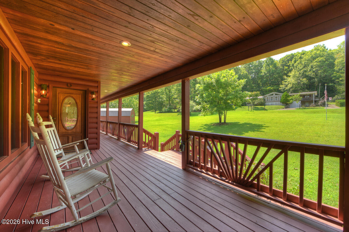 1792 Wolfcreek Road Property Photo 32
