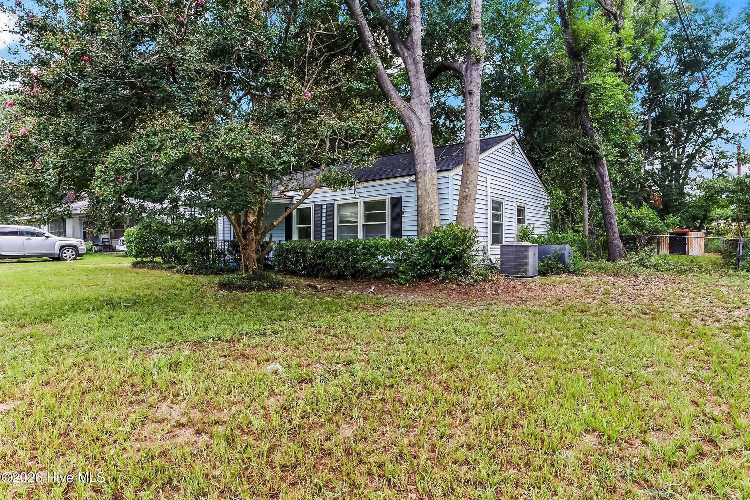 108 Smallridge Street Property Photo 3
