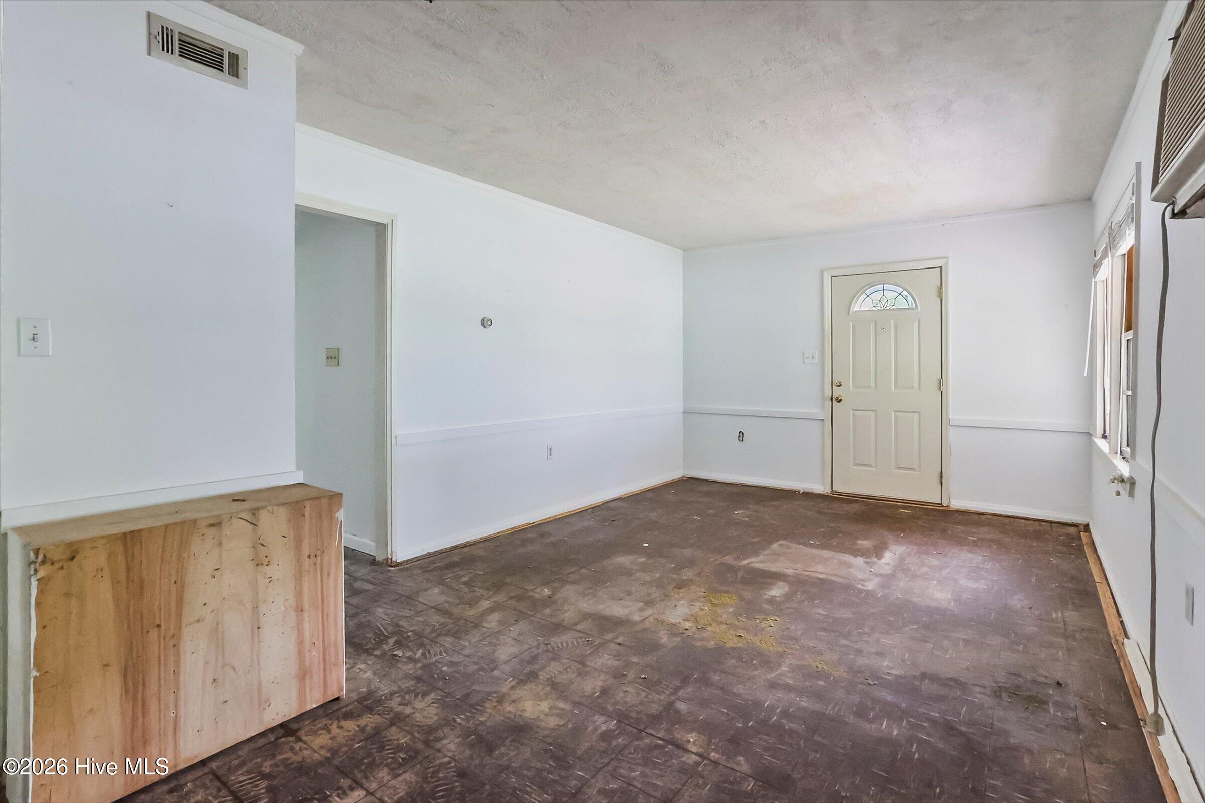 108 Smallridge Street Property Photo 5